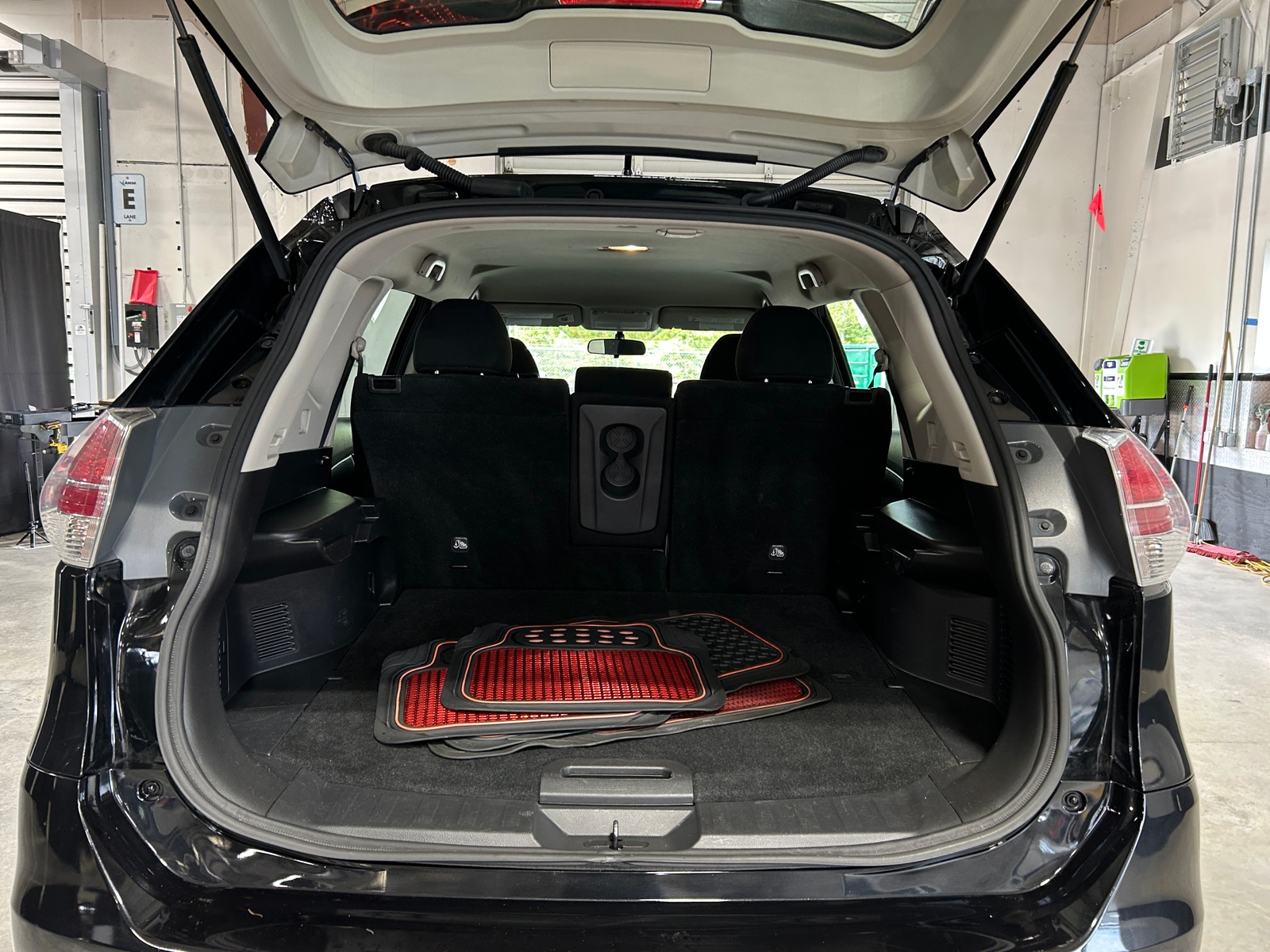 Thumbnail: 2016 Nissan Rogue - 7