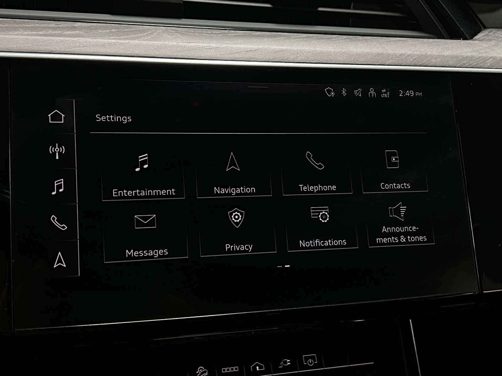 Thumbnail: 2021 Audi e-tron - 3