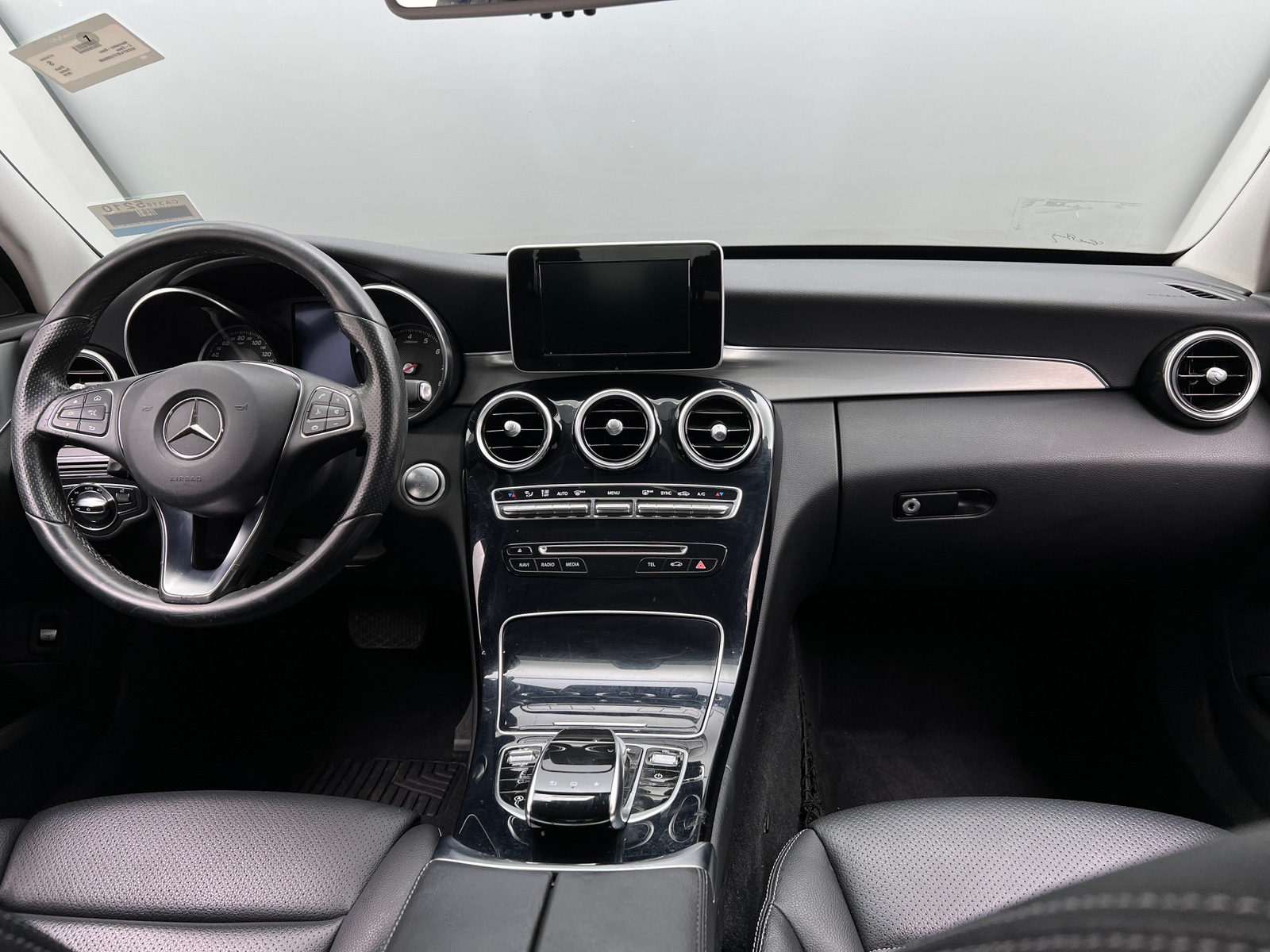 Thumbnail: 2015 Mercedes-Benz C-Class - 2