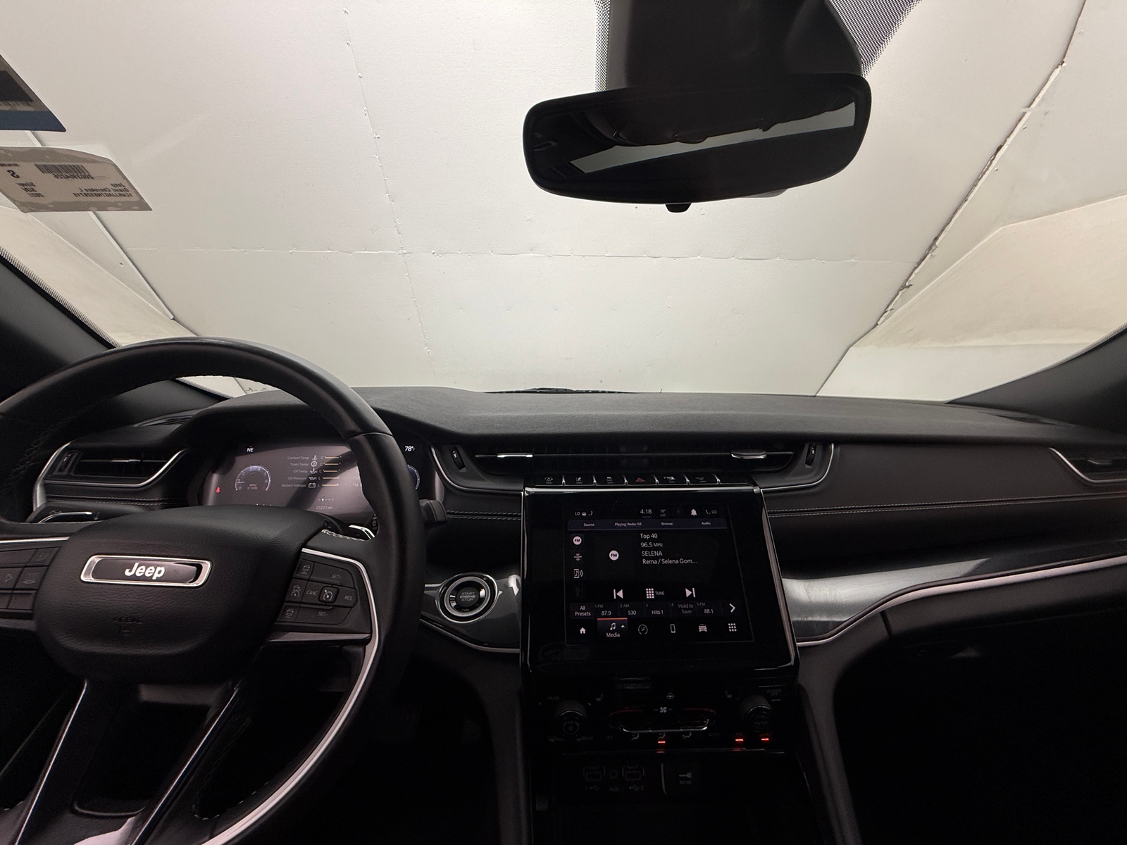 Thumbnail: 2022 Jeep Grand Cherokee L - 2