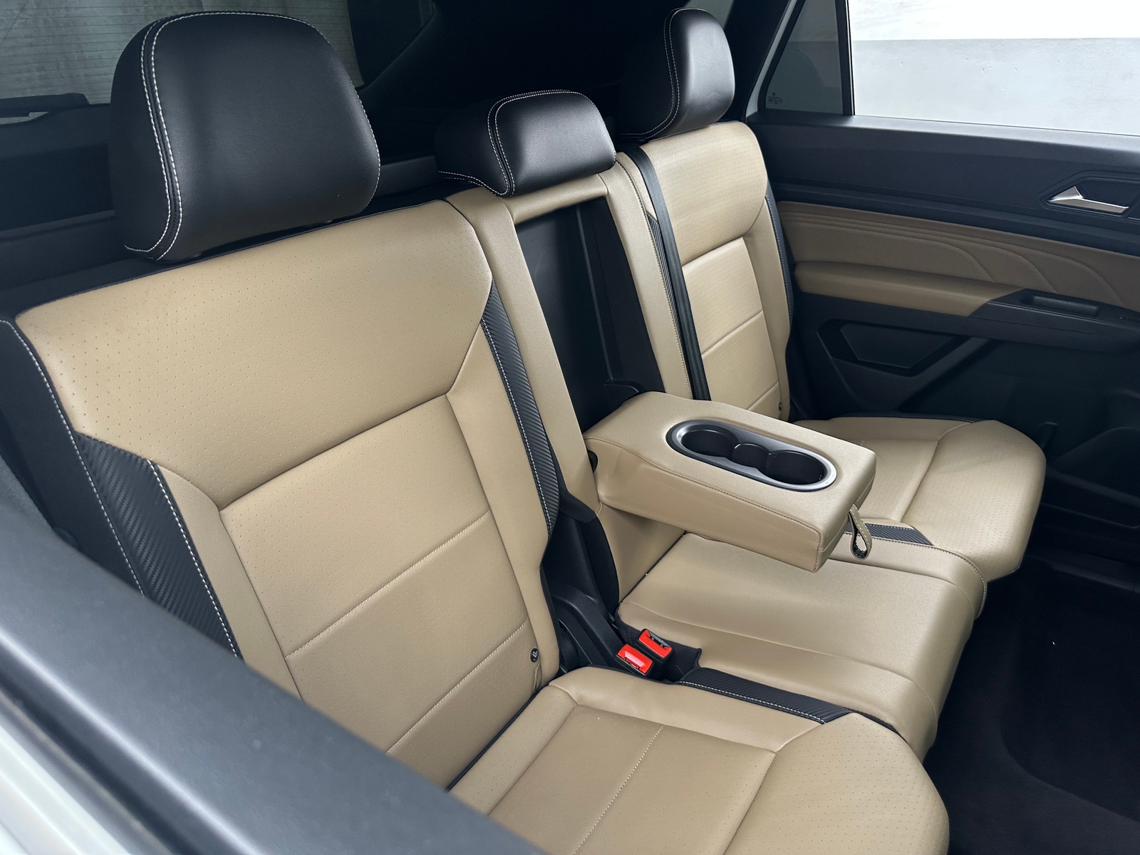 Thumbnail: 2021 Volkswagen Atlas - 6