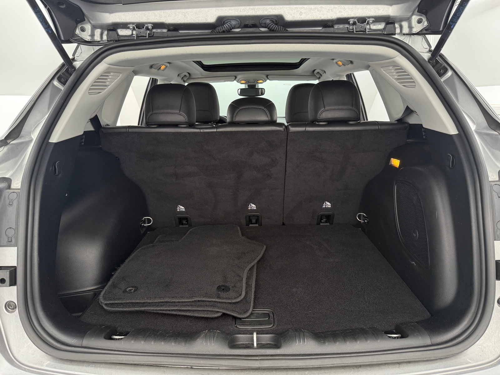 Thumbnail: 2021 Jeep Compass - 7