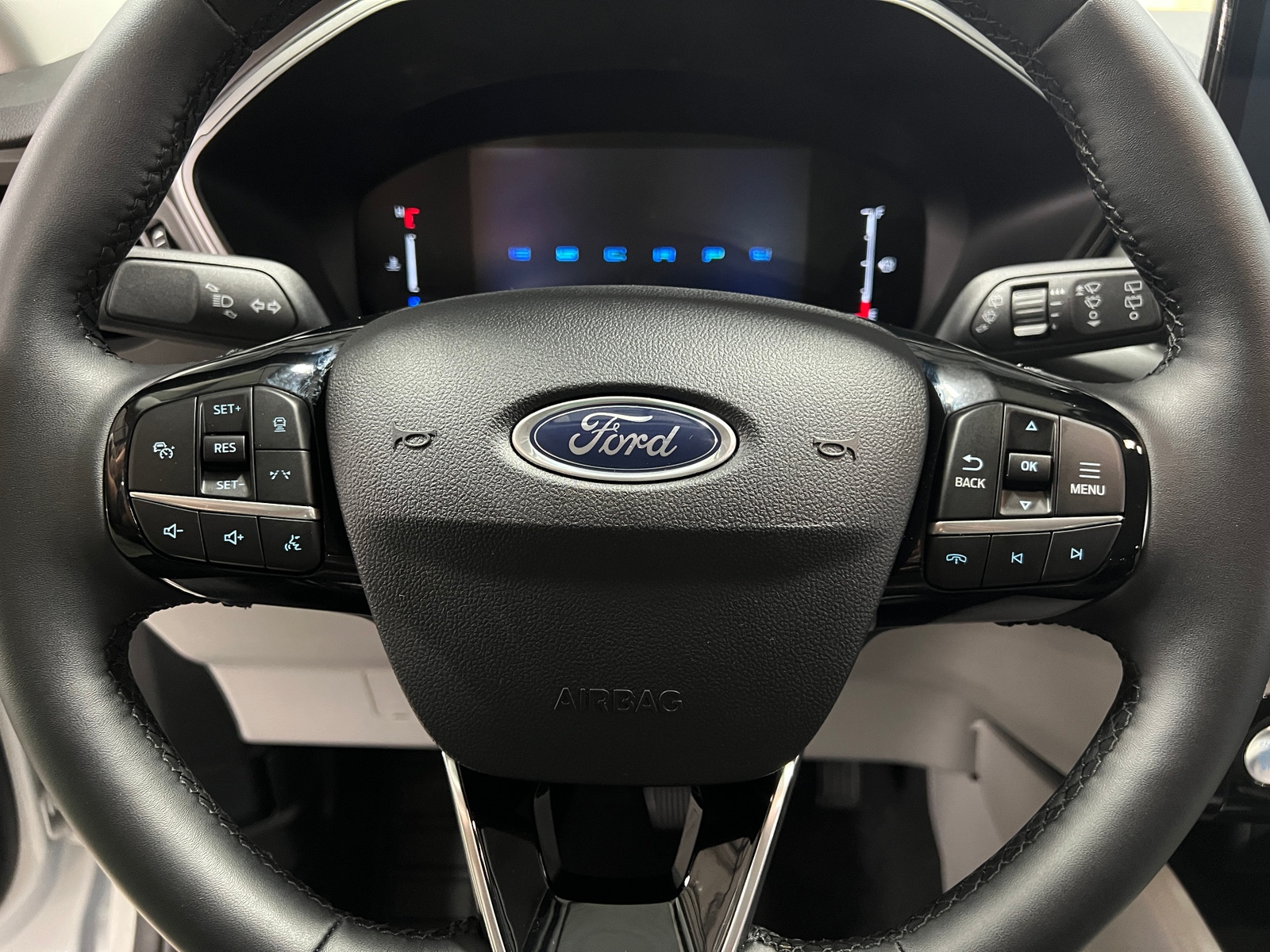Thumbnail: 2024 Ford Escape - 5