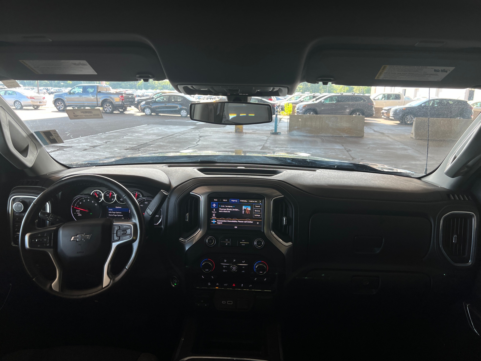 Thumbnail: 2022 Chevrolet Silverado 1500 - 3