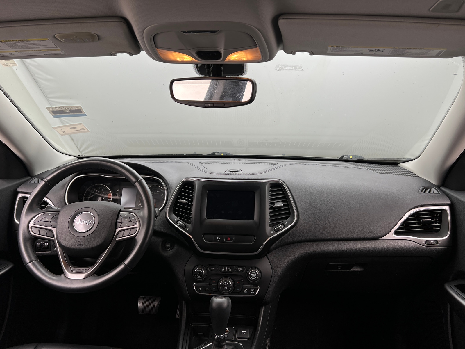 Thumbnail: 2019 Jeep Cherokee - 2