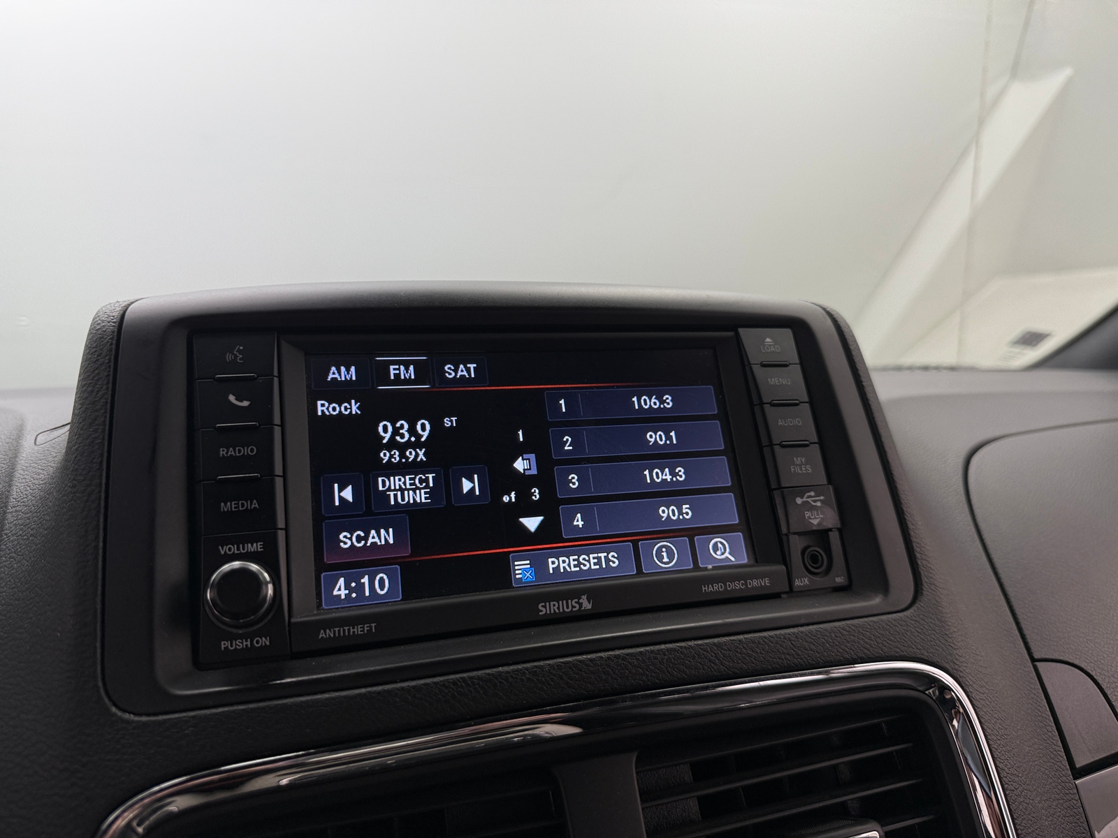 Thumbnail: 2019 Dodge Grand Caravan - 3
