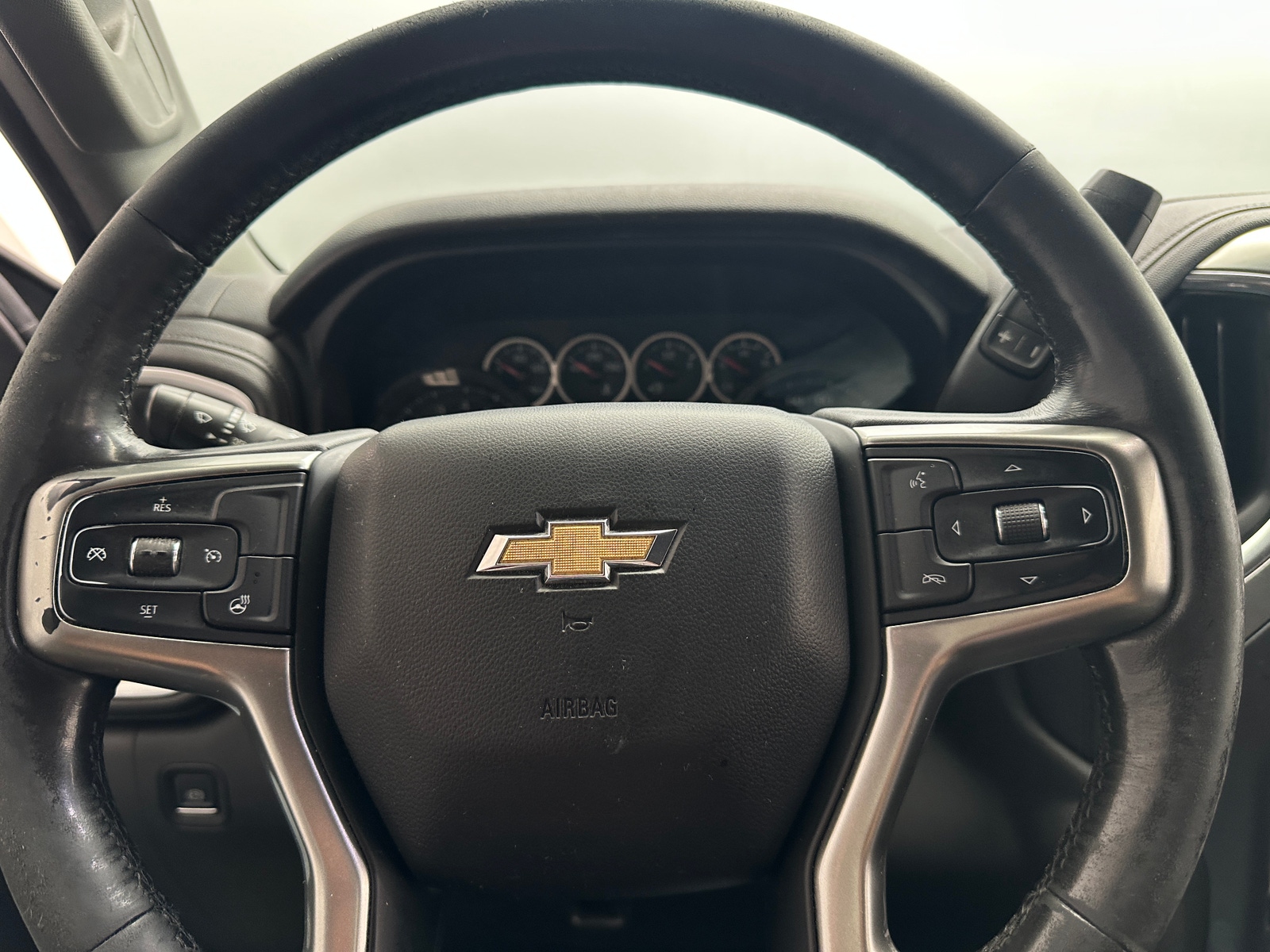 Thumbnail: 2020 Chevrolet Silverado 1500 - 5