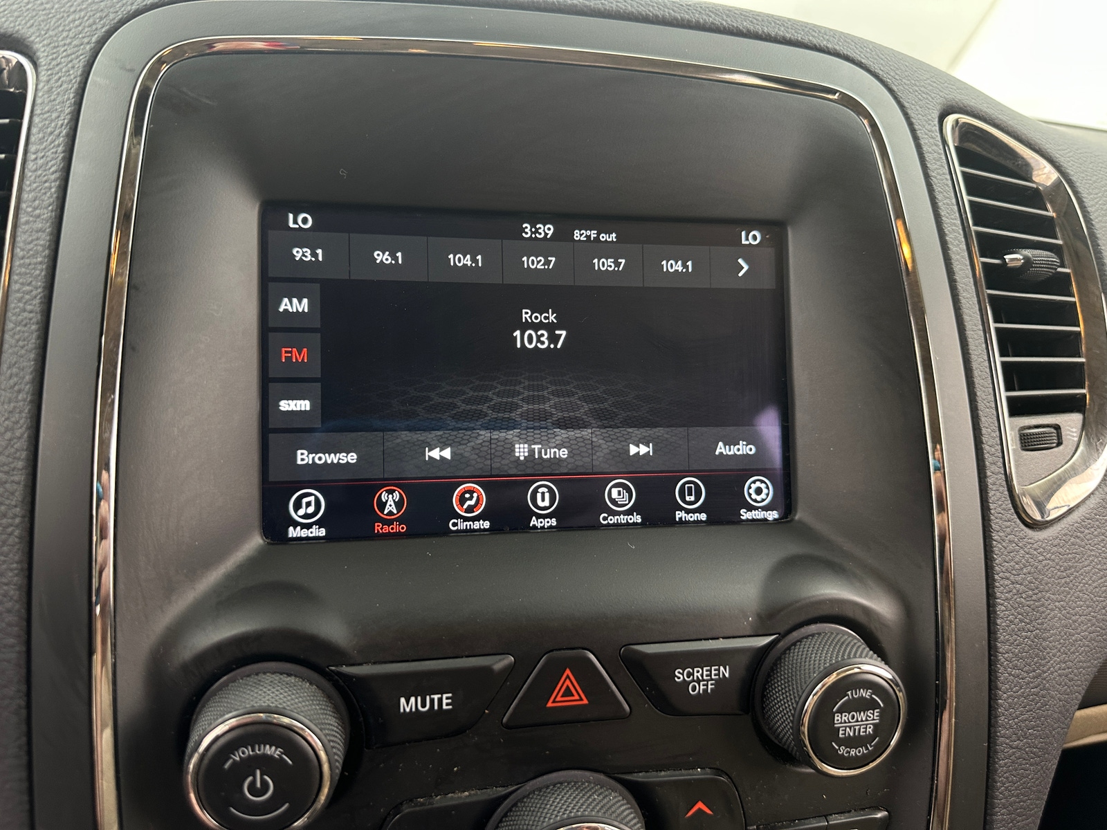 Thumbnail: 2020 Dodge Durango - 4