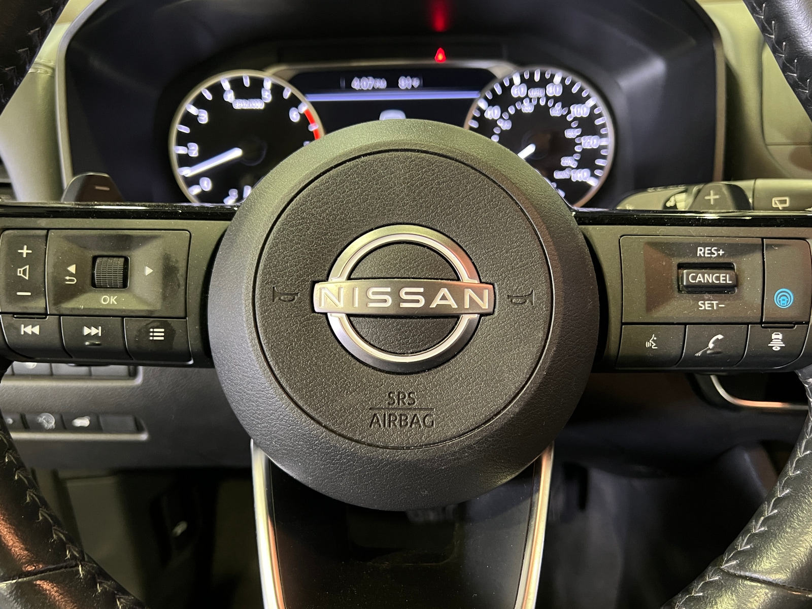 Thumbnail: 2023 Nissan Rogue - 4
