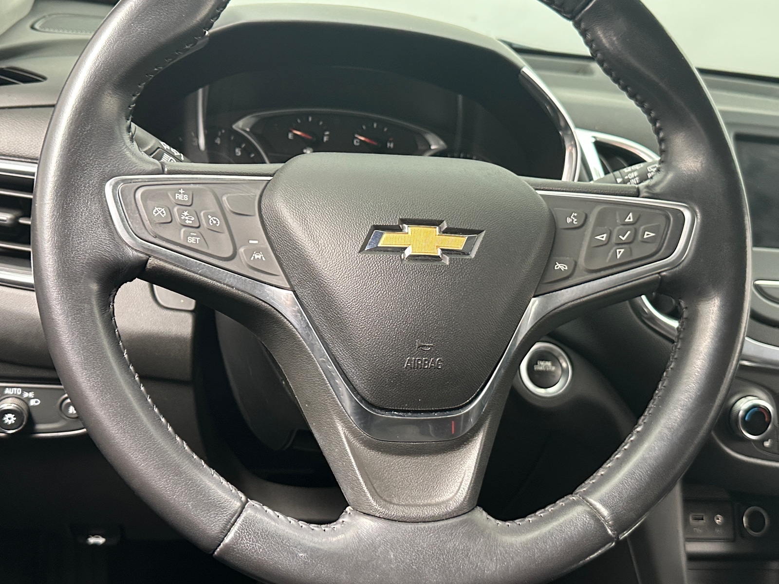 Thumbnail: 2020 Chevrolet Equinox - 5