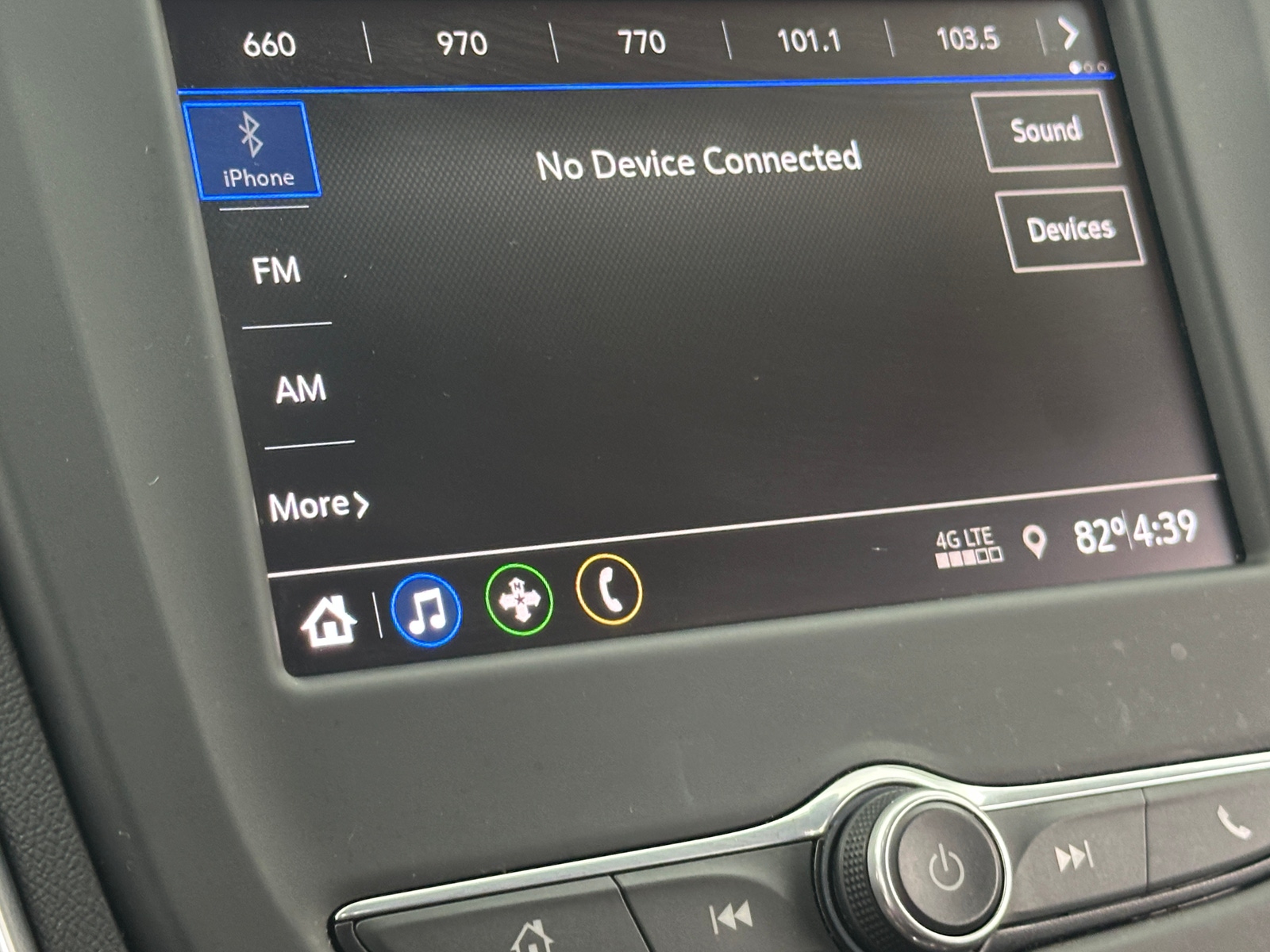 Thumbnail: 2020 Chevrolet Equinox - 4