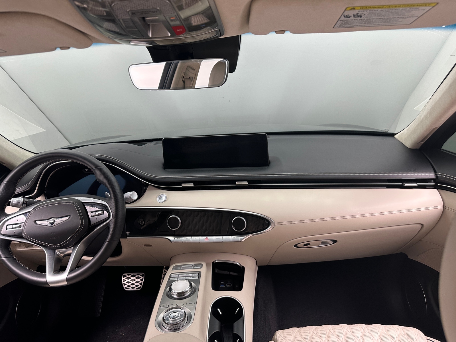 Thumbnail: 2022 Genesis GV70 - 2