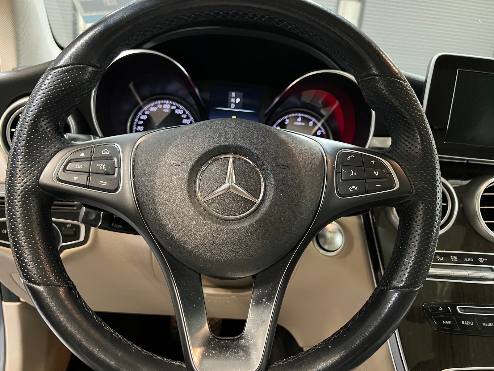 Thumbnail: 2019 Mercedes-Benz GLC - 4