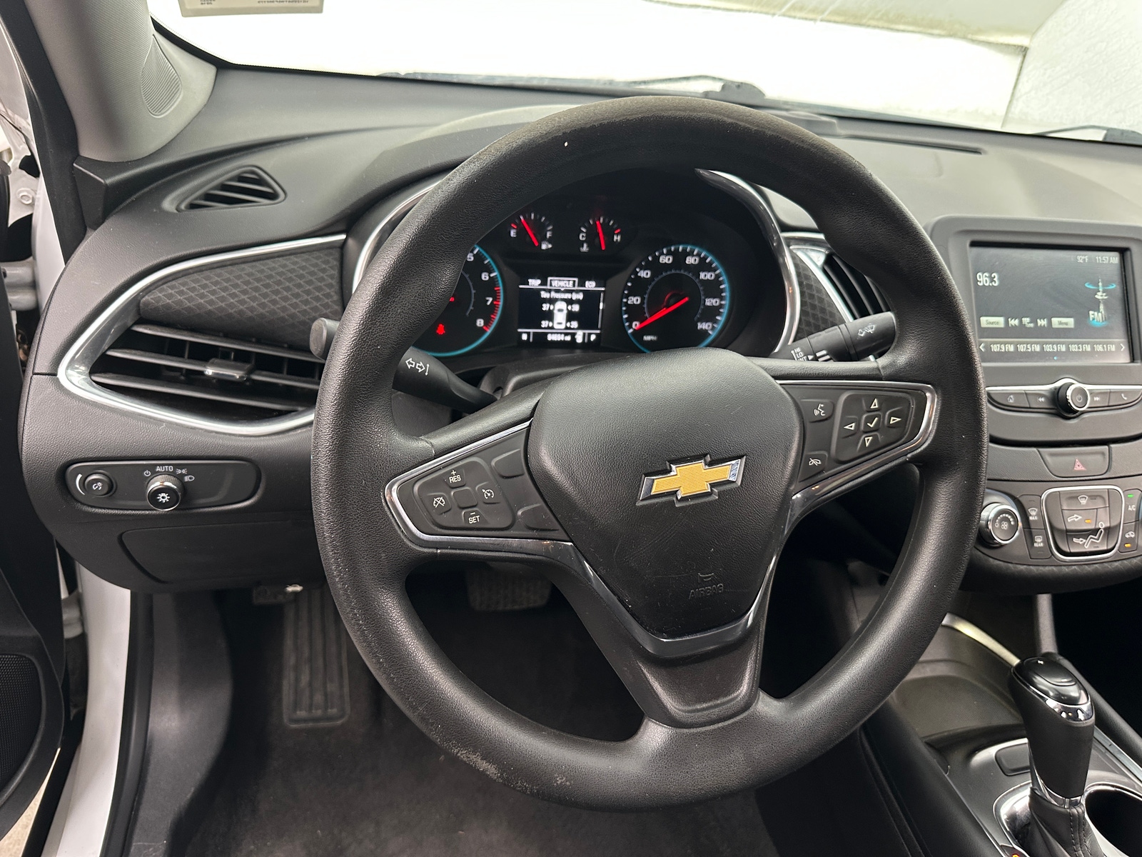 Thumbnail: 2016 Chevrolet Malibu - 5