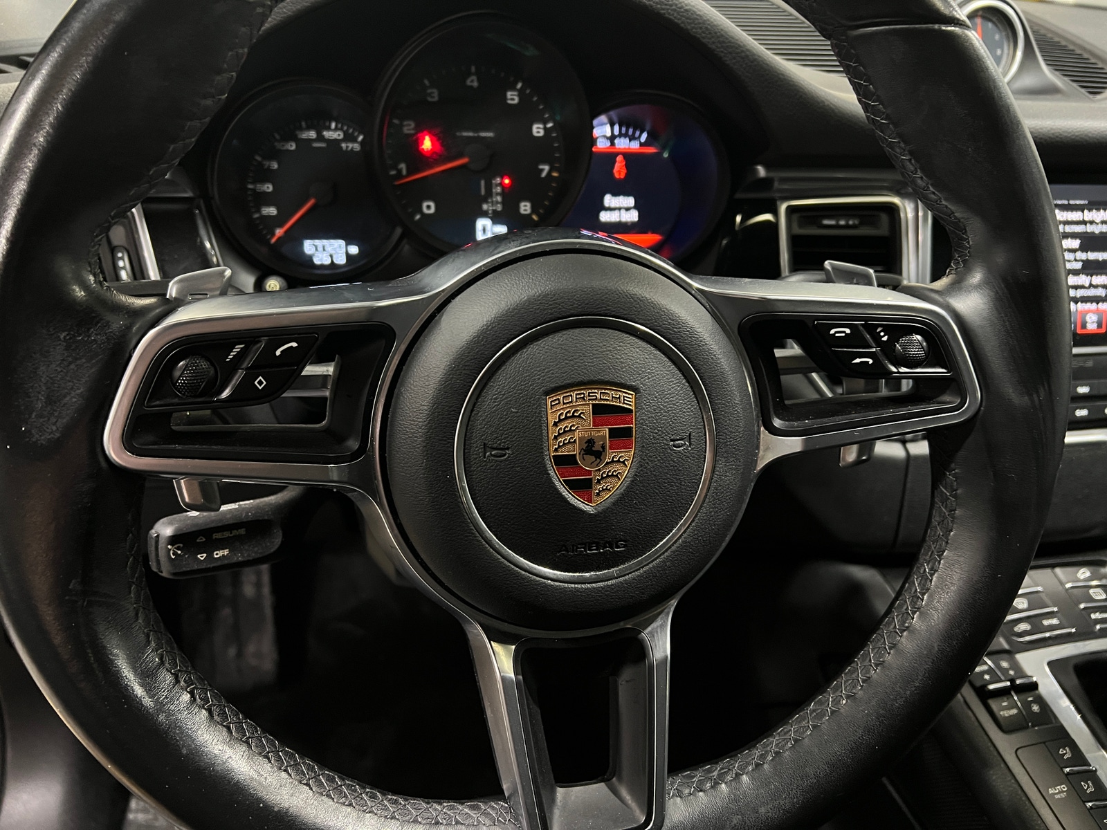 Thumbnail: 2017 Porsche Macan - 4