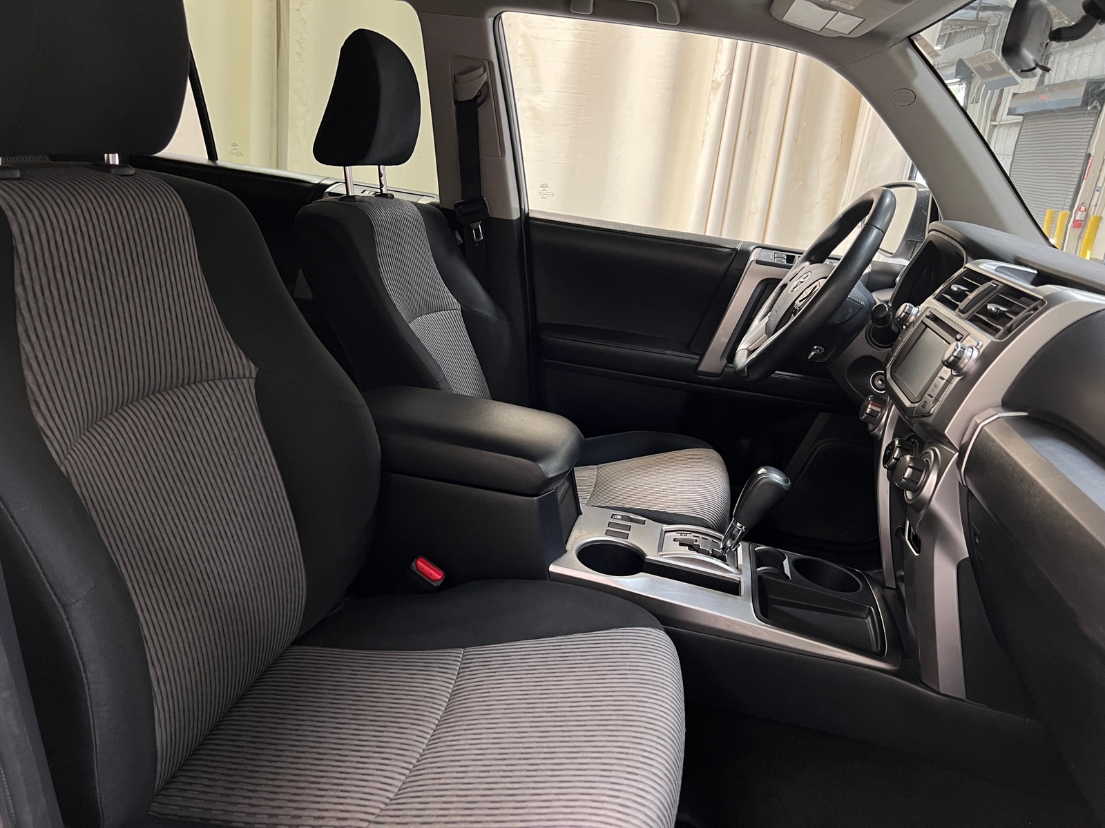 Thumbnail: 2016 Toyota 4Runner - 2