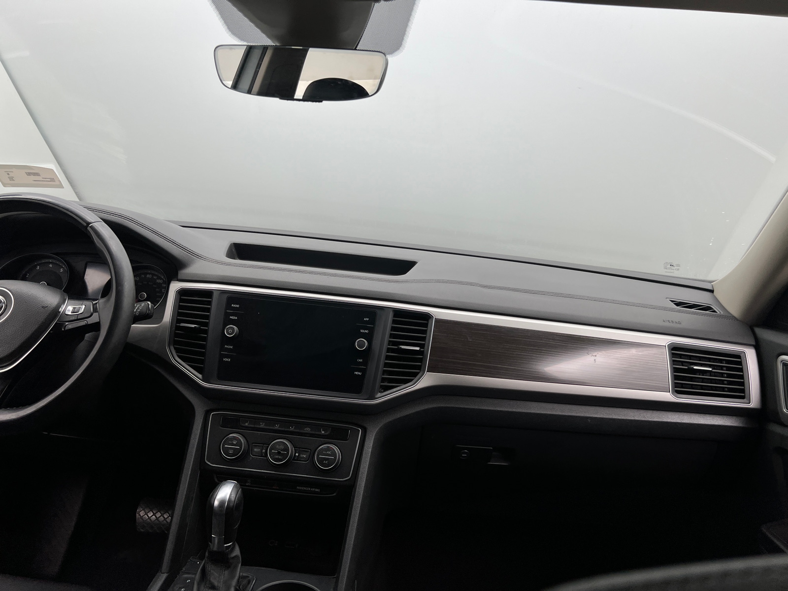 Thumbnail: 2019 Volkswagen Atlas - 2