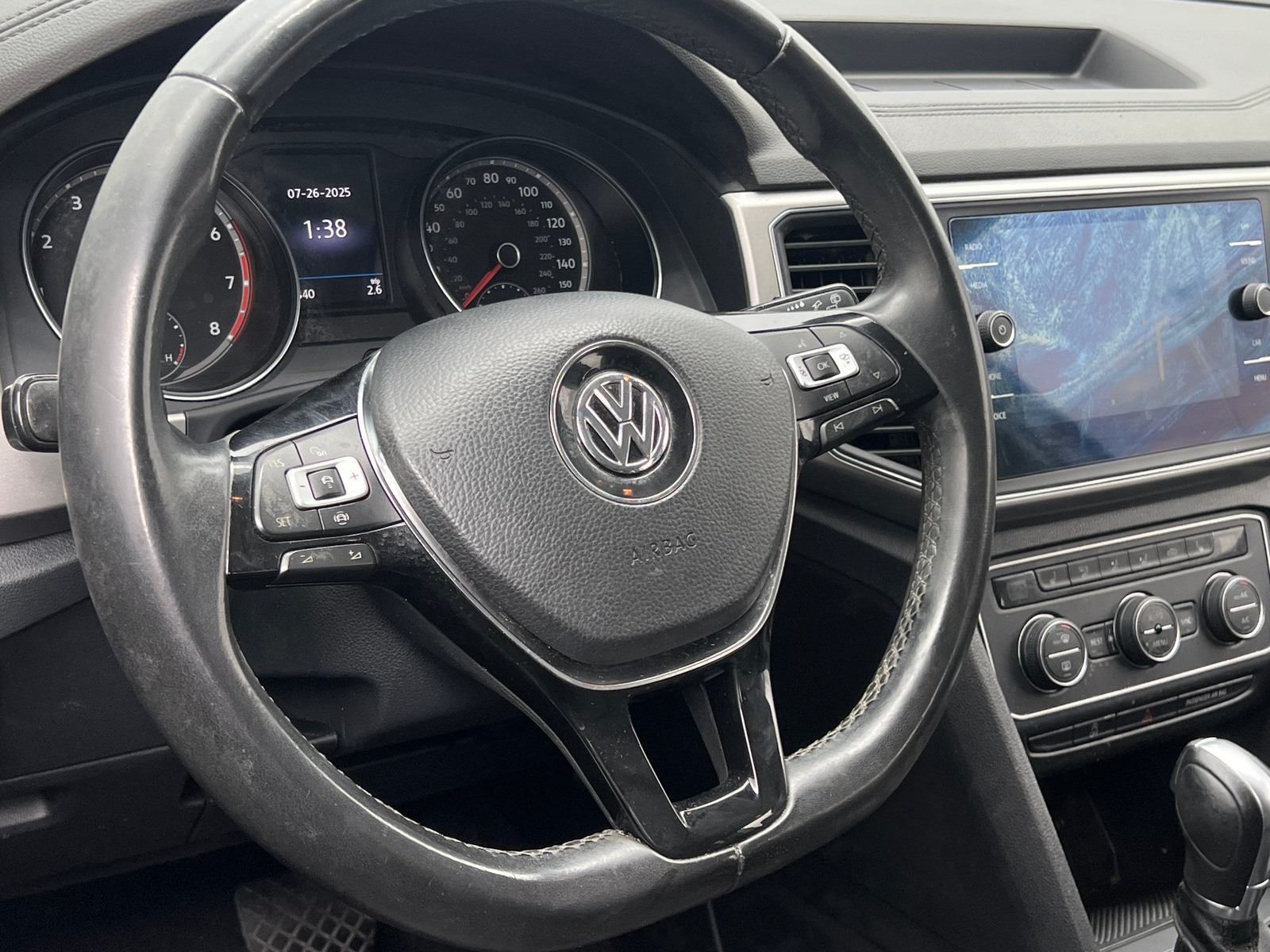 Thumbnail: 2019 Volkswagen Atlas - 4