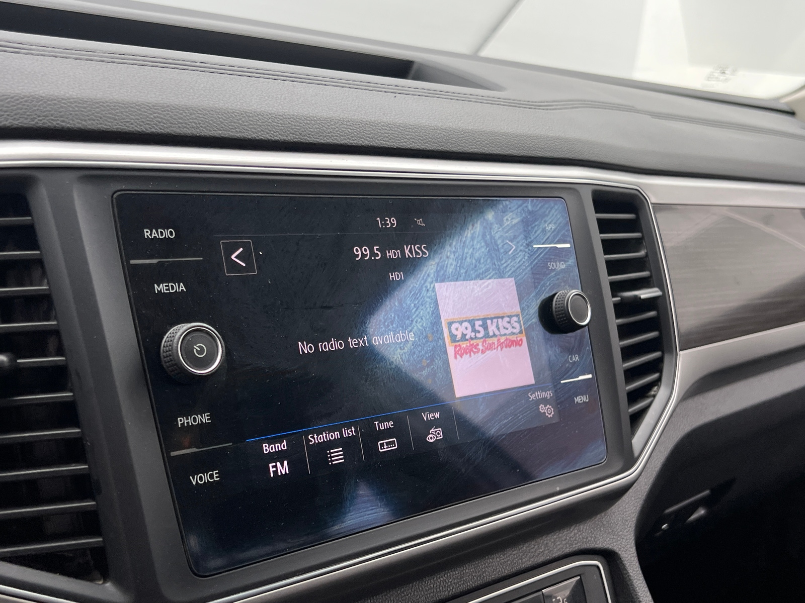 Thumbnail: 2019 Volkswagen Atlas - 3