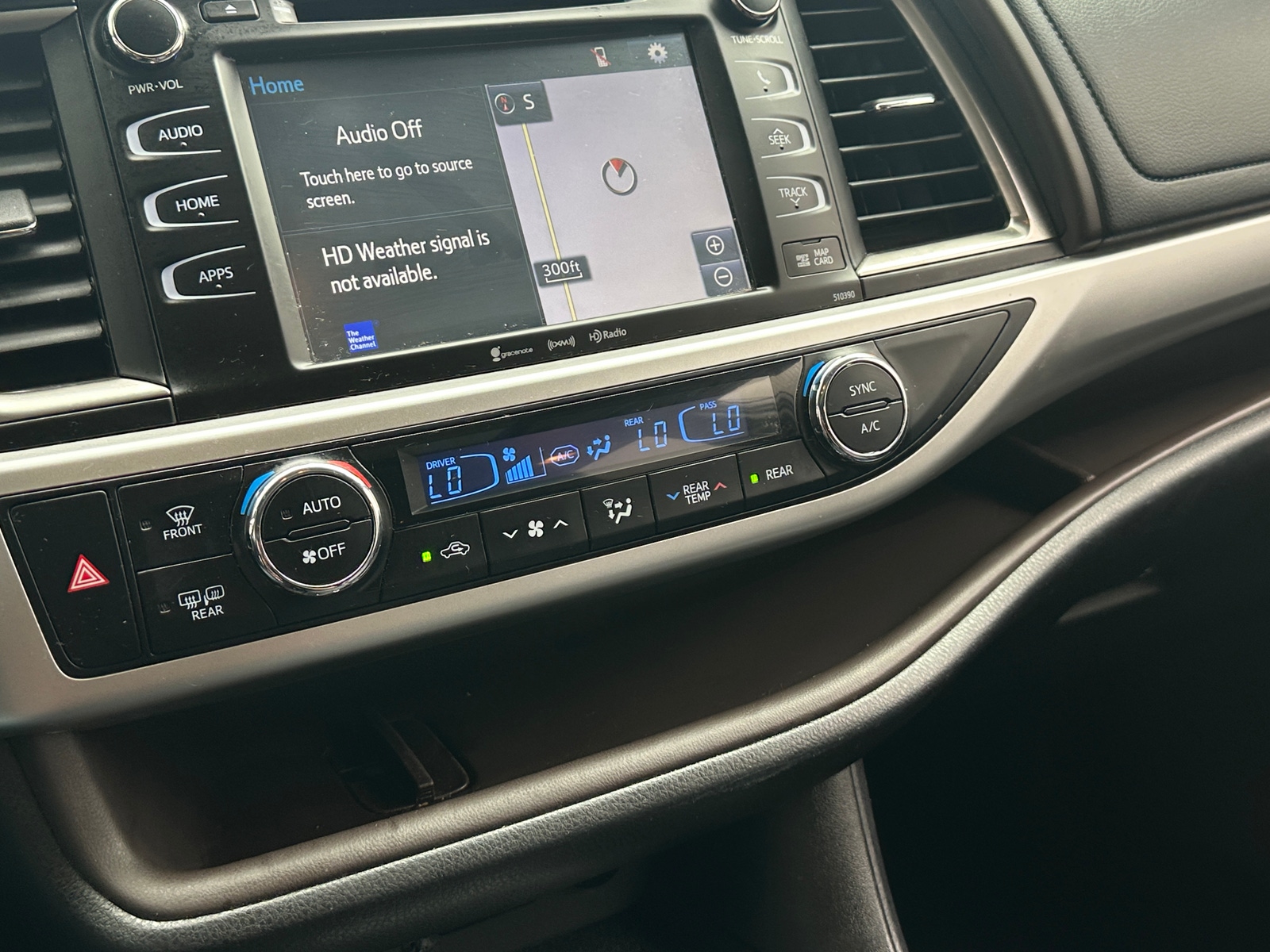 Thumbnail: 2019 Toyota Highlander - 3