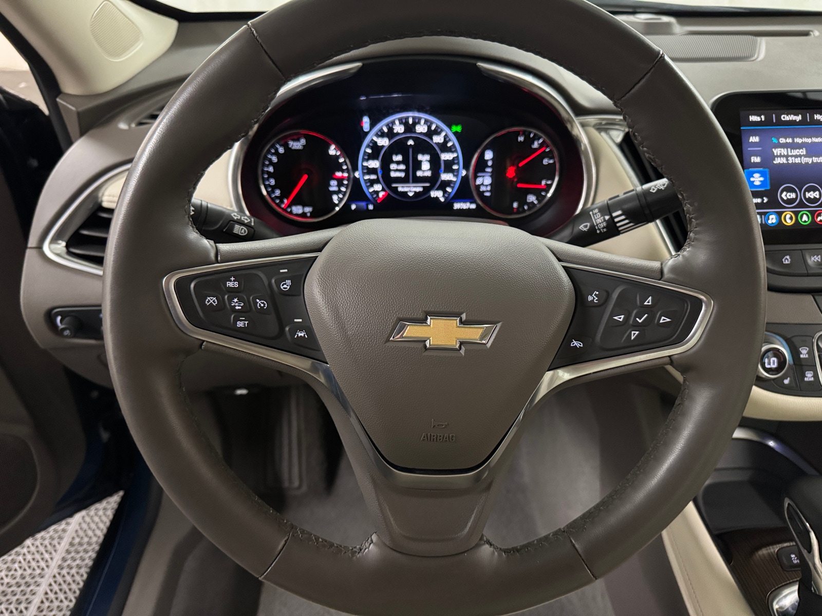 Thumbnail: 2024 Chevrolet Malibu - 4