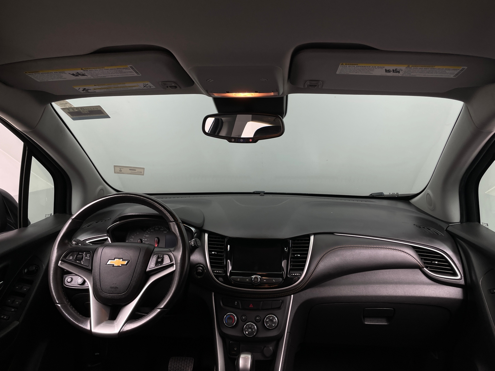 Thumbnail: 2022 Chevrolet Trax - 2