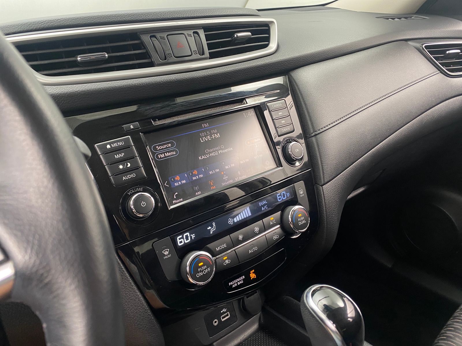 Thumbnail: 2019 Nissan Rogue - 4