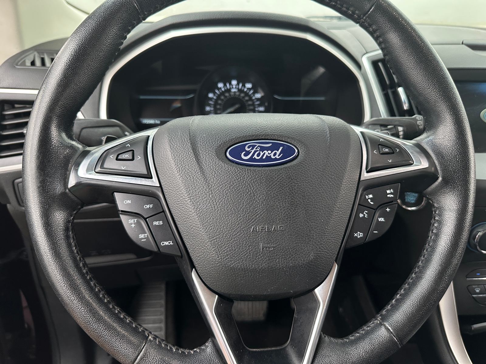 Thumbnail: 2018 Ford Edge - 4