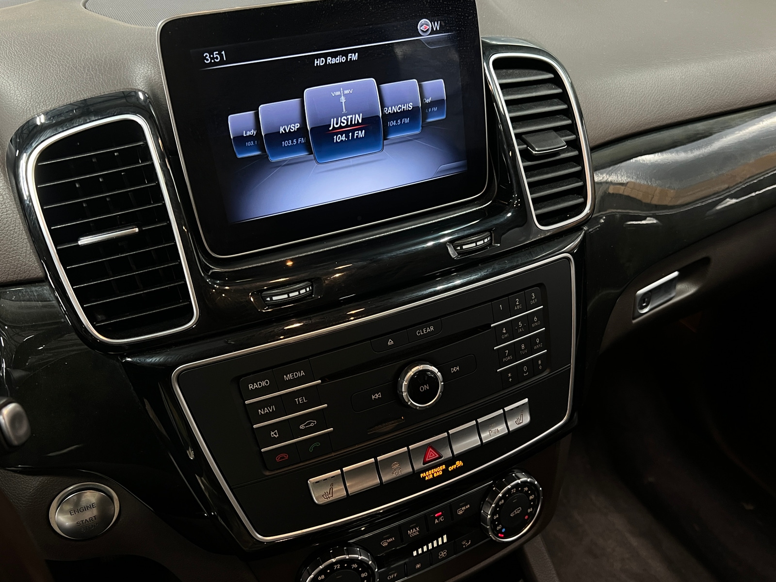 Thumbnail: 2018 Mercedes-Benz GLE - 3