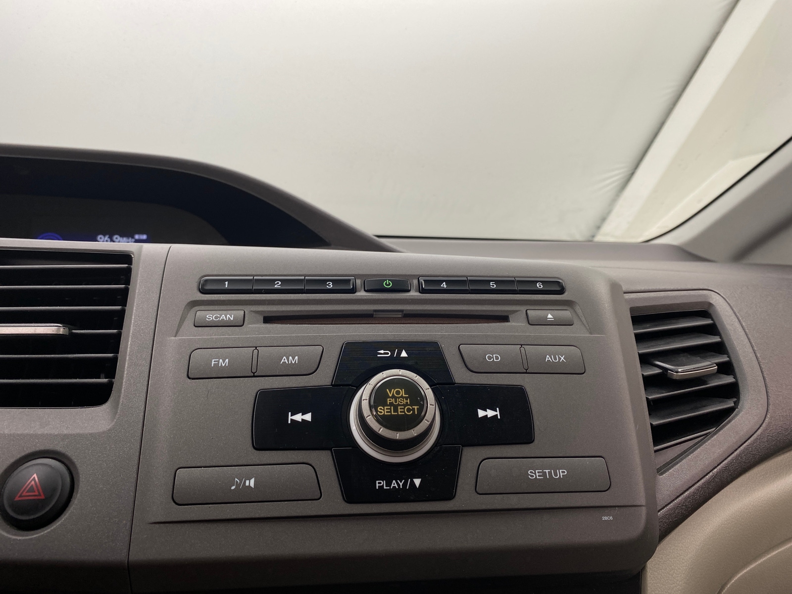 Thumbnail: 2012 Honda Civic - 4