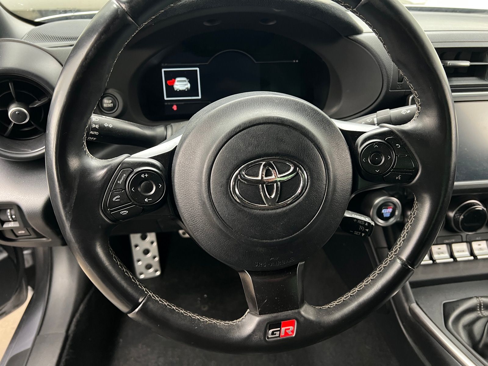 Thumbnail: 2023 Toyota GR86 - 3