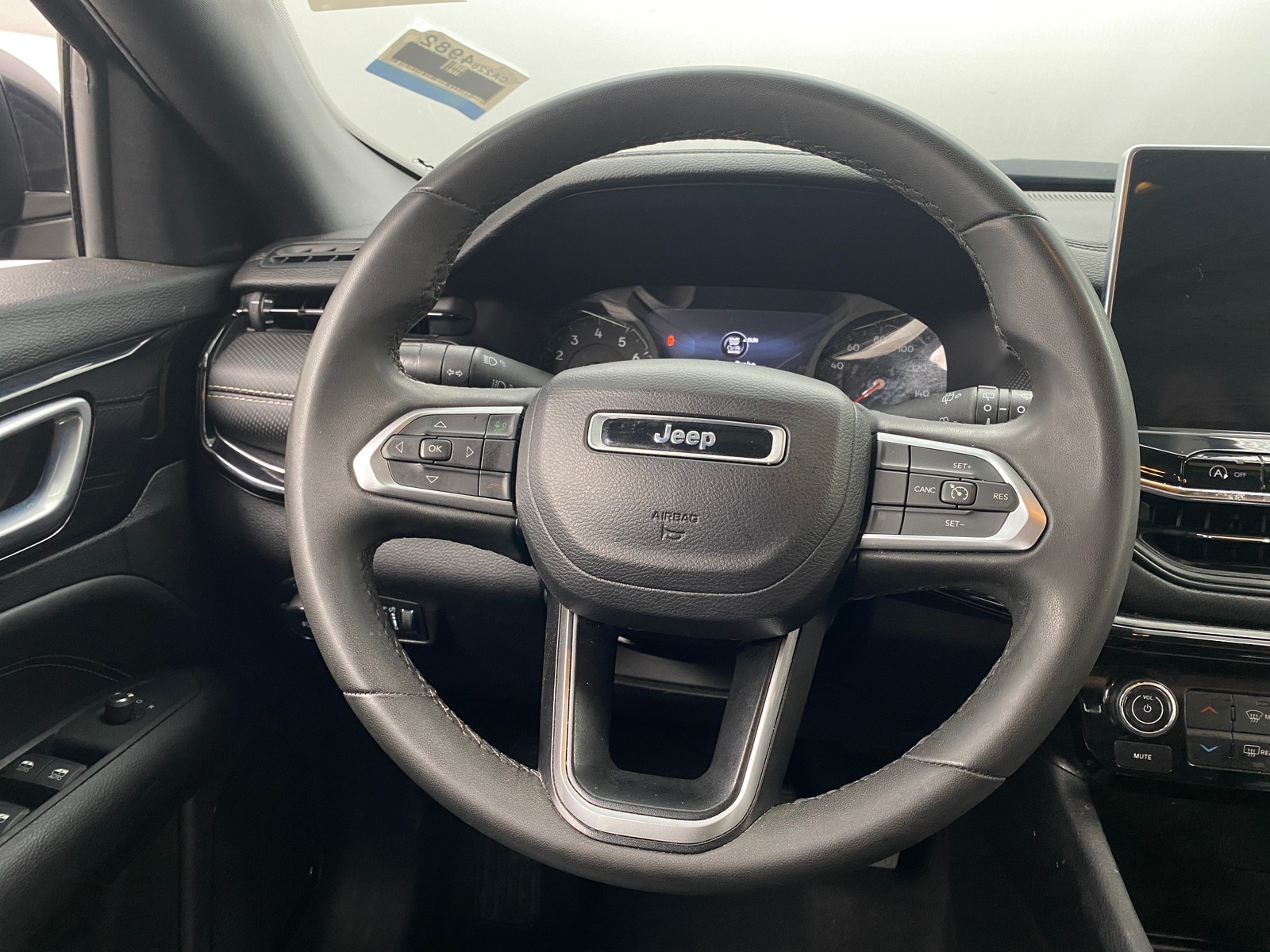 Thumbnail: 2022 Jeep Compass - 5