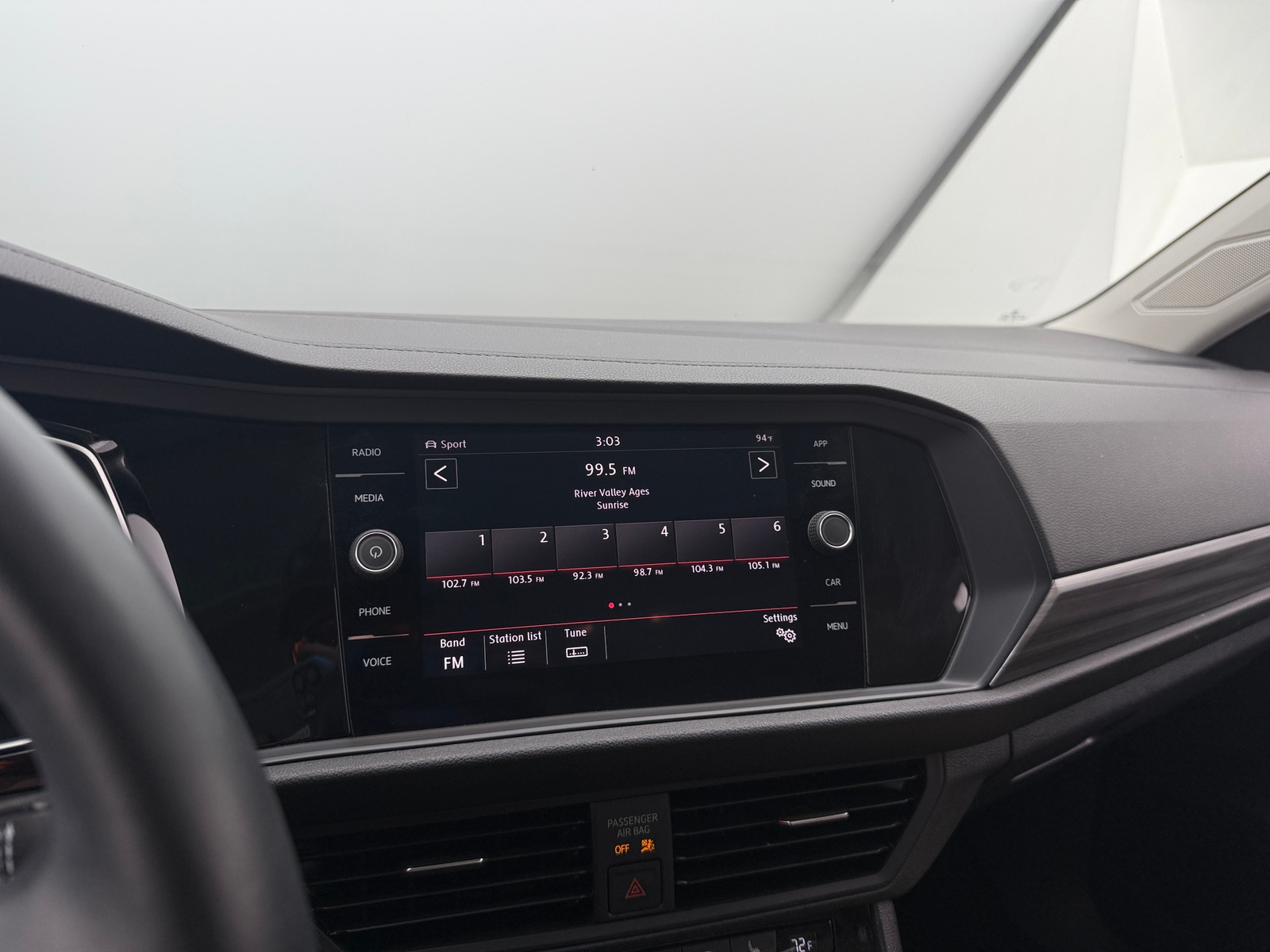 Thumbnail: 2019 Volkswagen Jetta - 3