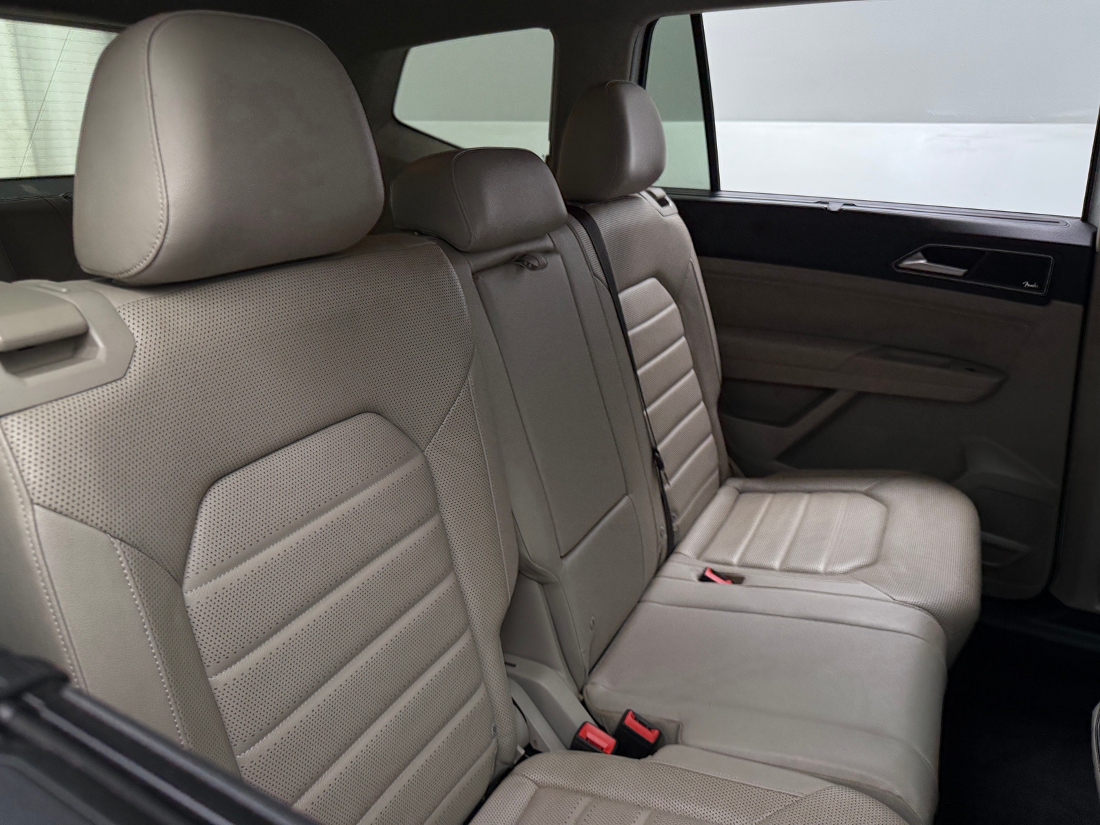 Thumbnail: 2018 Volkswagen Atlas - 5