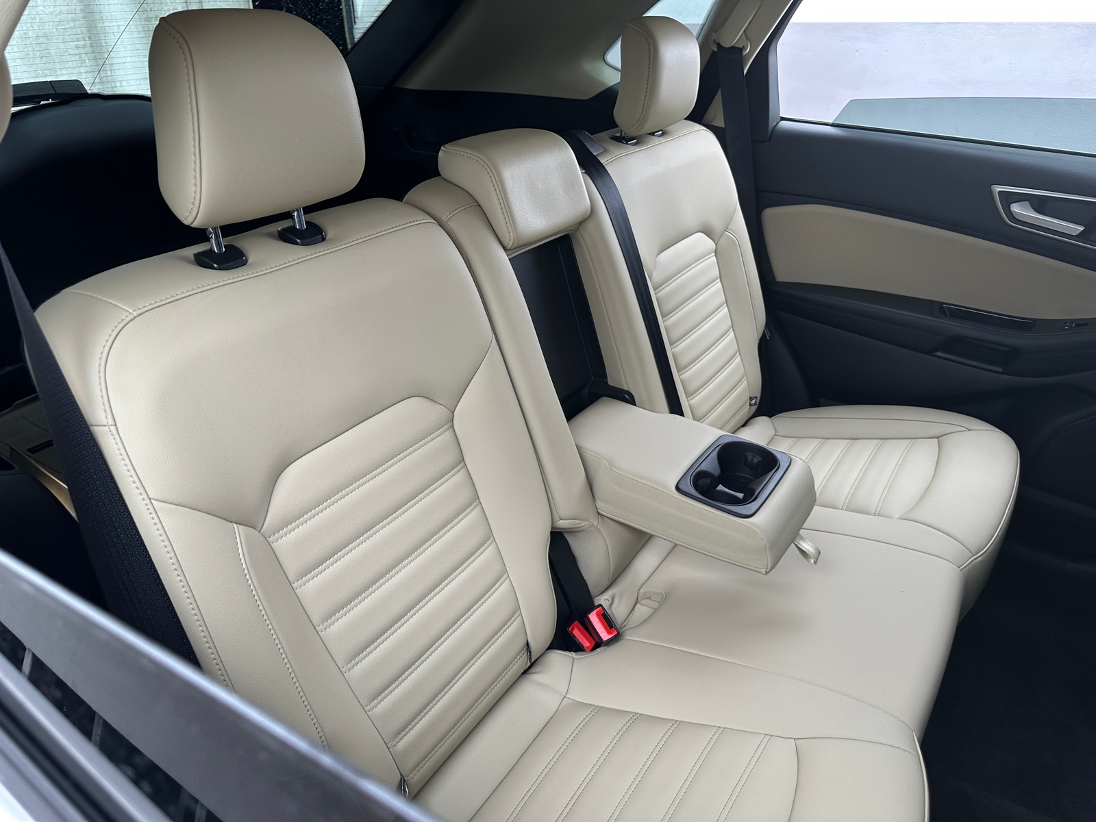 Thumbnail: 2020 Ford Edge - 5