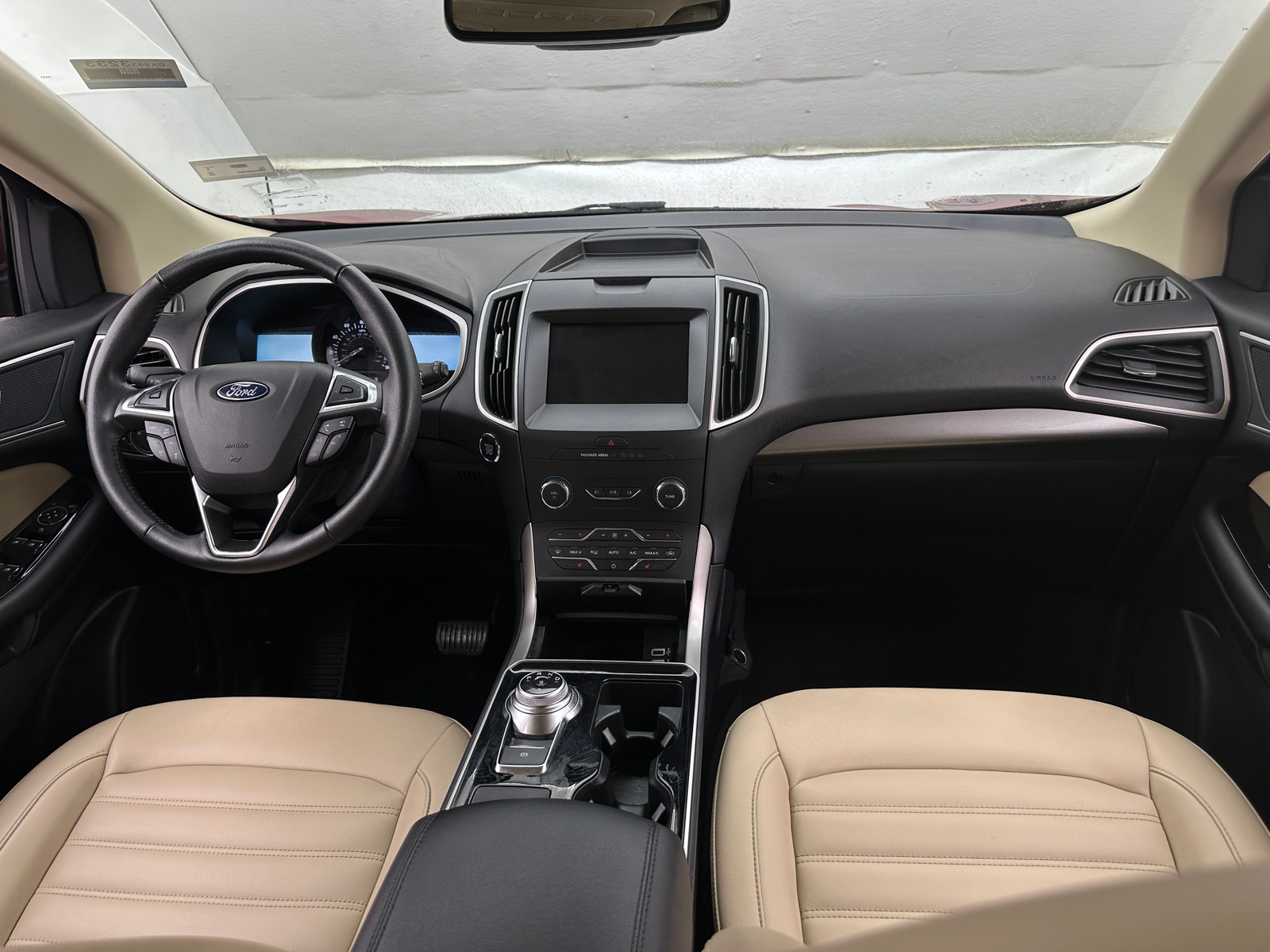 Thumbnail: 2020 Ford Edge - 2