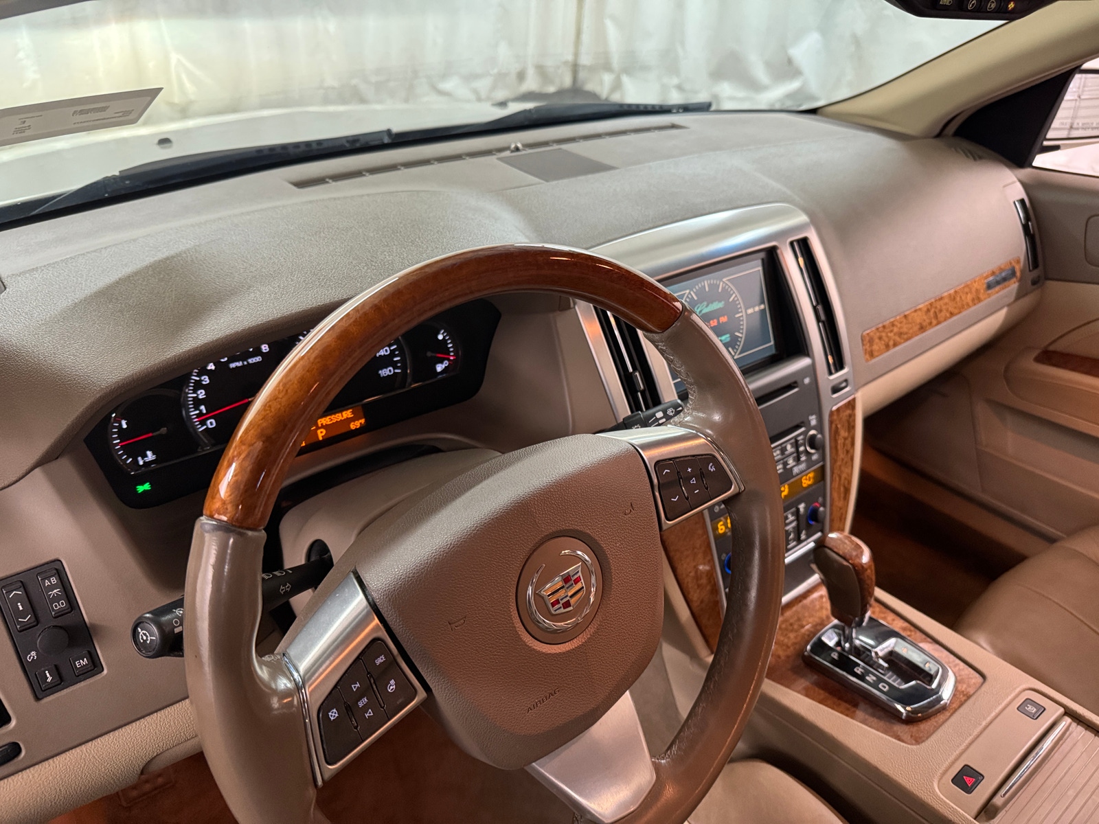 Thumbnail: 2011 Cadillac STS - 2