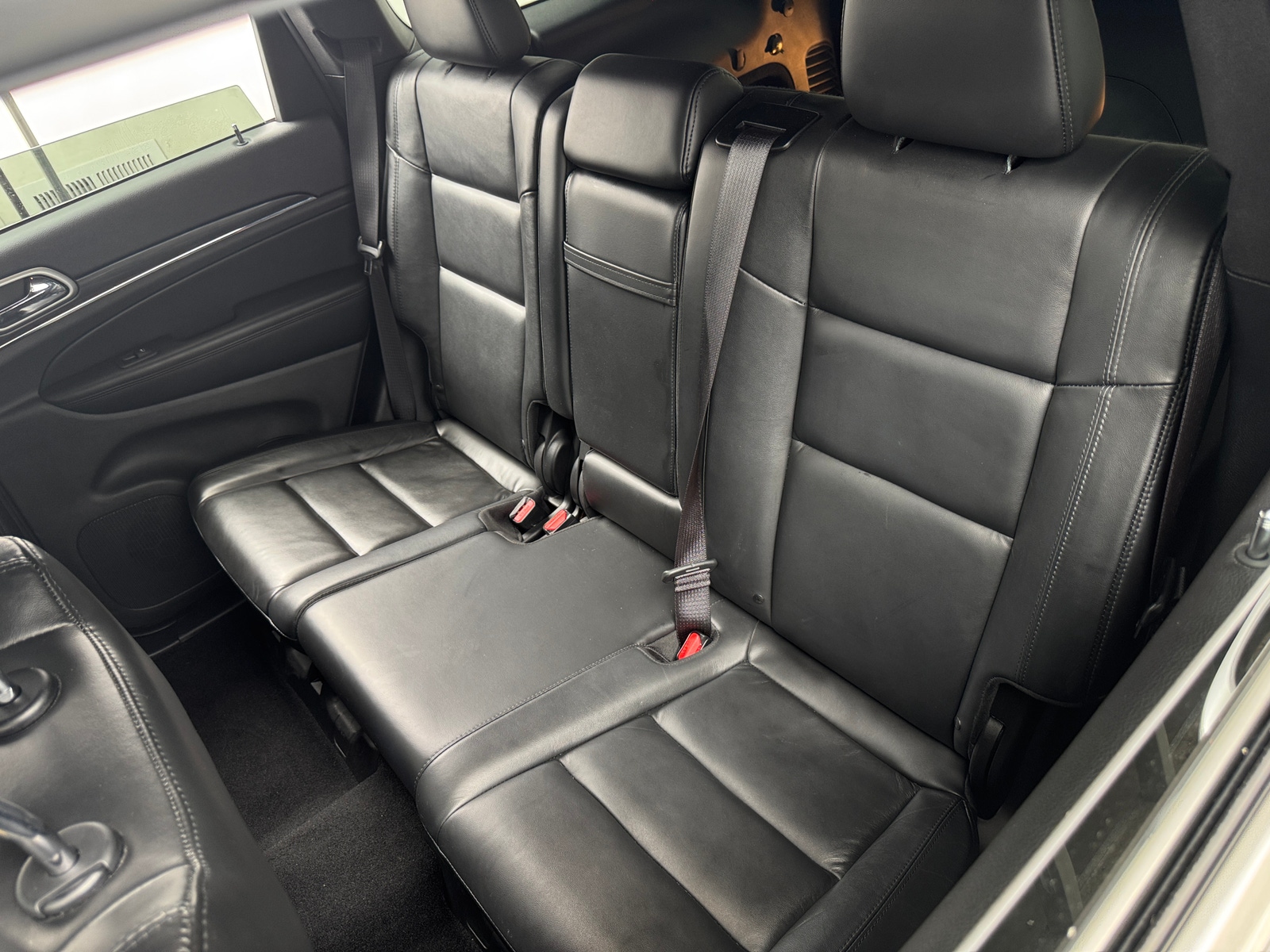 Thumbnail: 2020 Jeep Grand Cherokee - 5