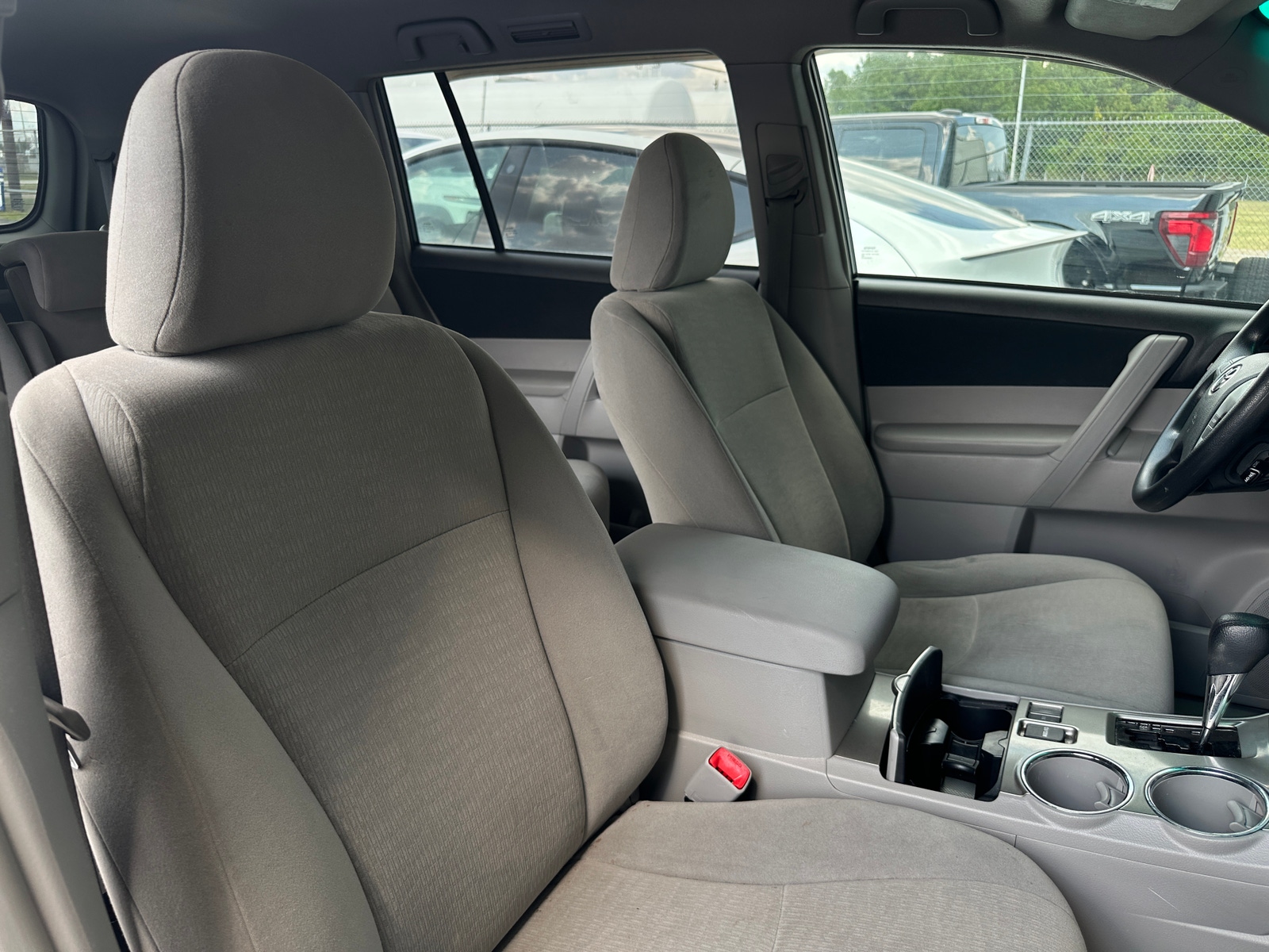 Thumbnail: 2013 Toyota Highlander - 2