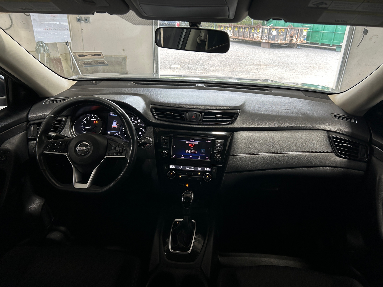 Thumbnail: 2018 Nissan Rogue - 3