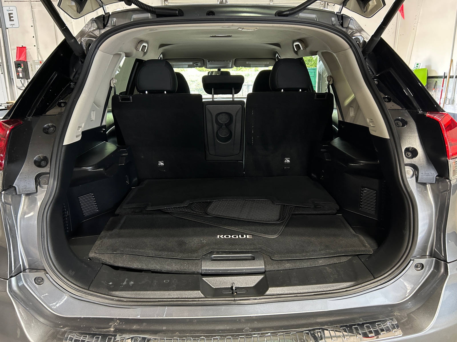 Thumbnail: 2018 Nissan Rogue - 7