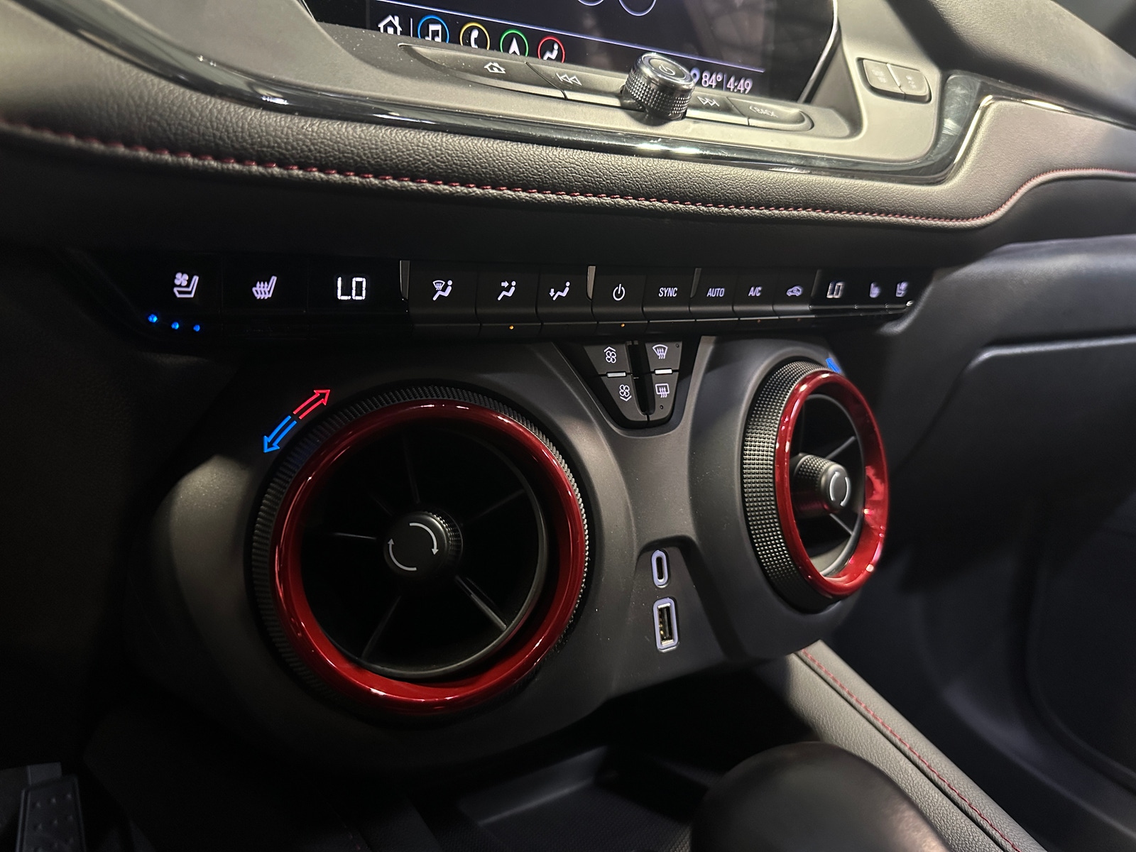 Thumbnail: 2020 Chevrolet Blazer - 3