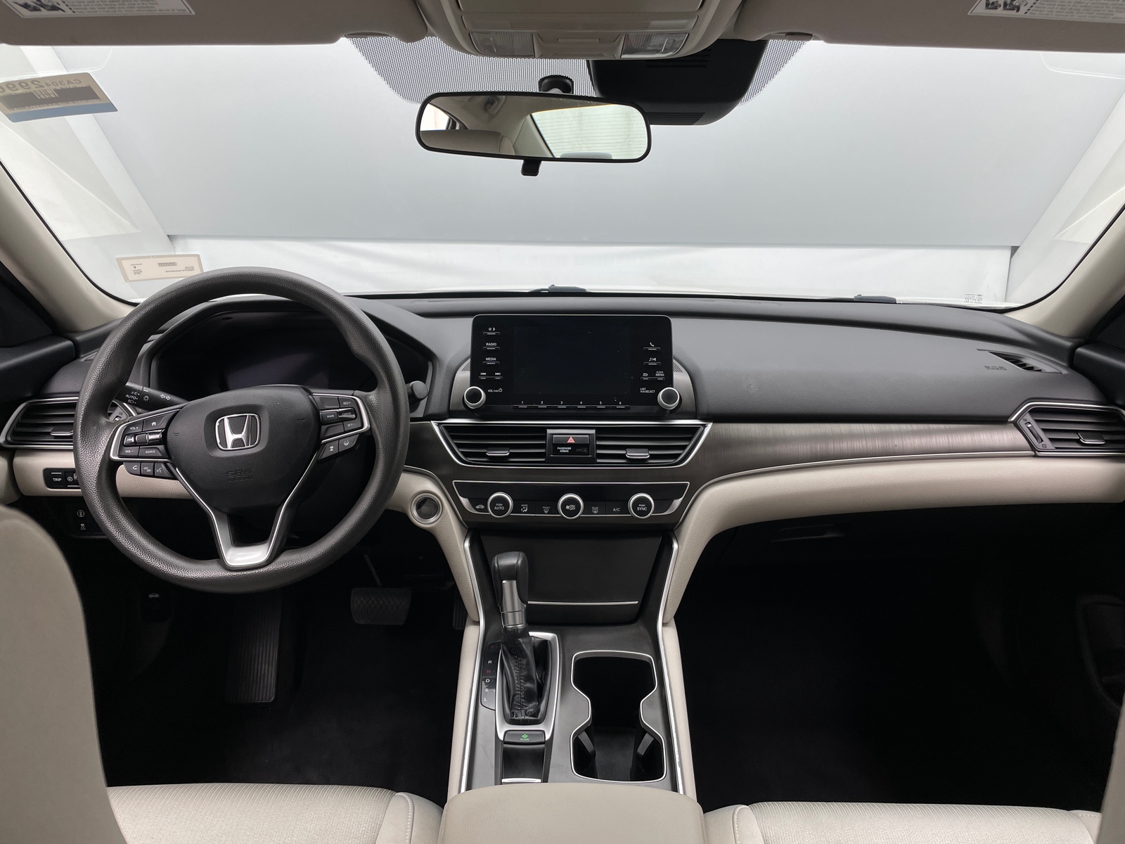 Thumbnail: 2018 Honda Accord - 3