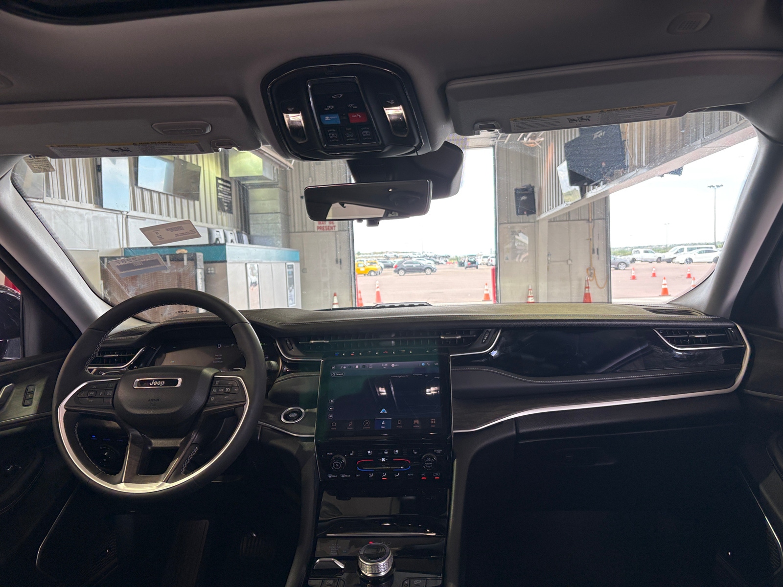 Thumbnail: 2023 Jeep Grand Cherokee - 2