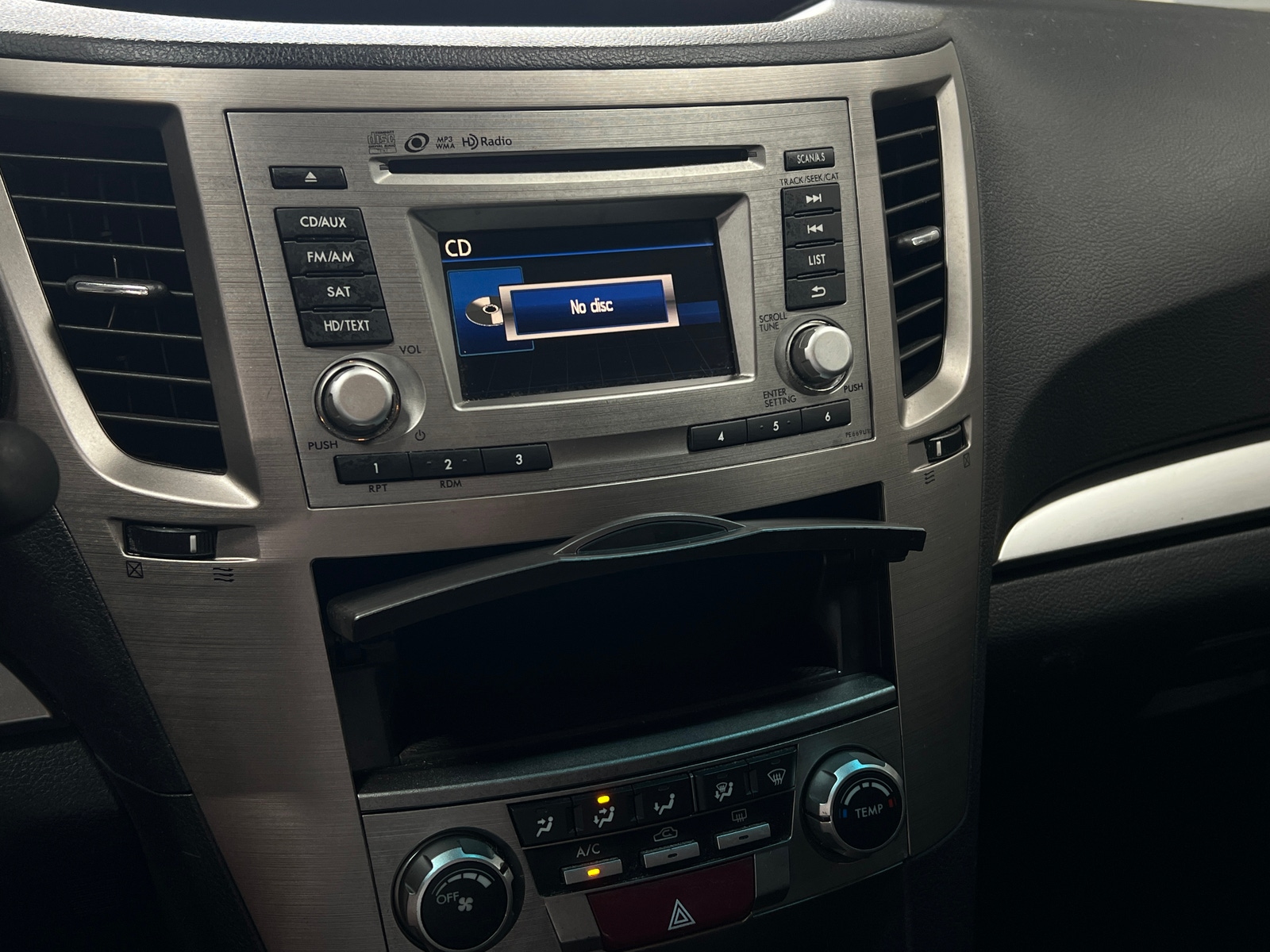 Thumbnail: 2014 Subaru Outback - 4