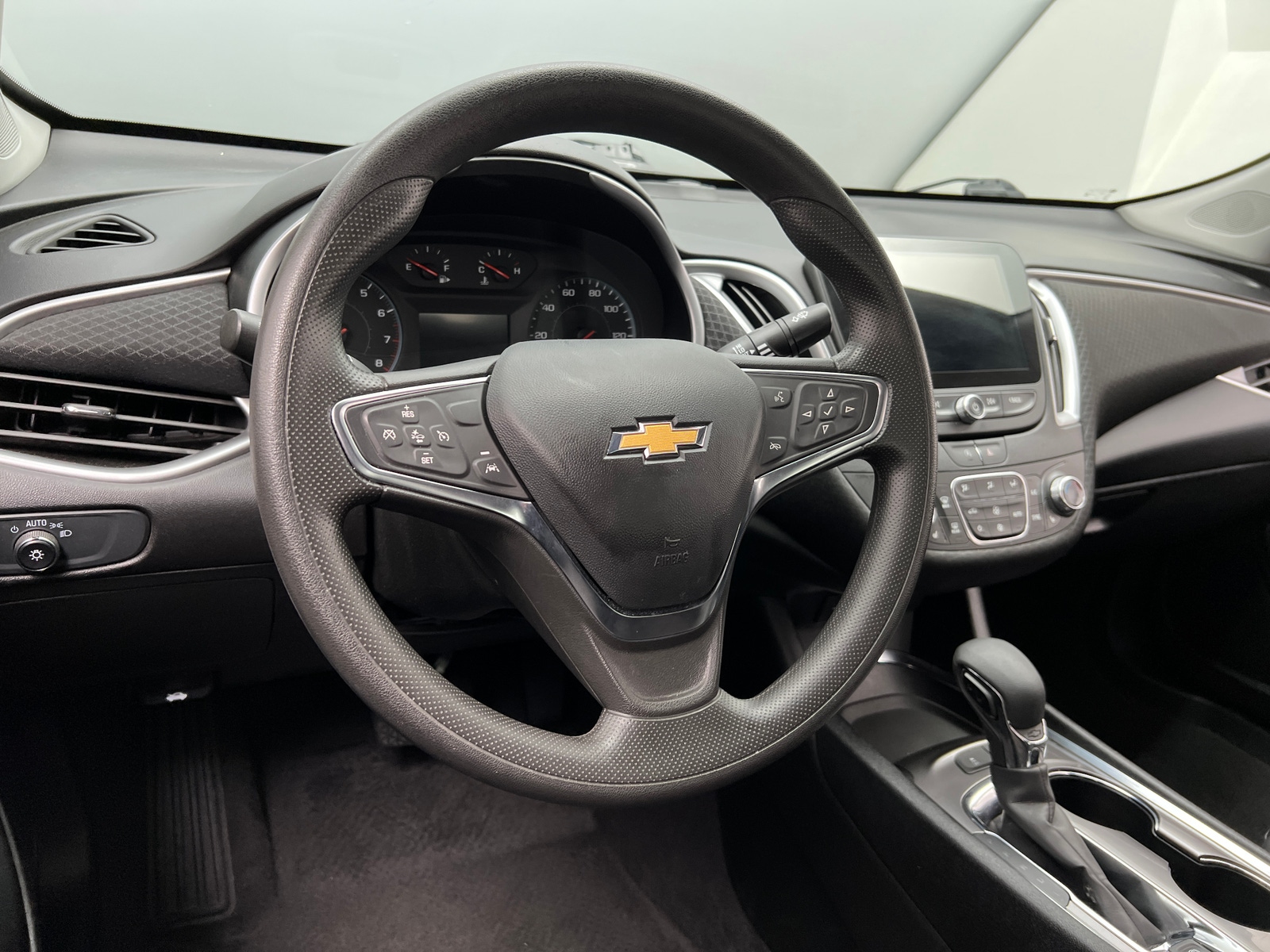 Thumbnail: 2024 Chevrolet Malibu - 5