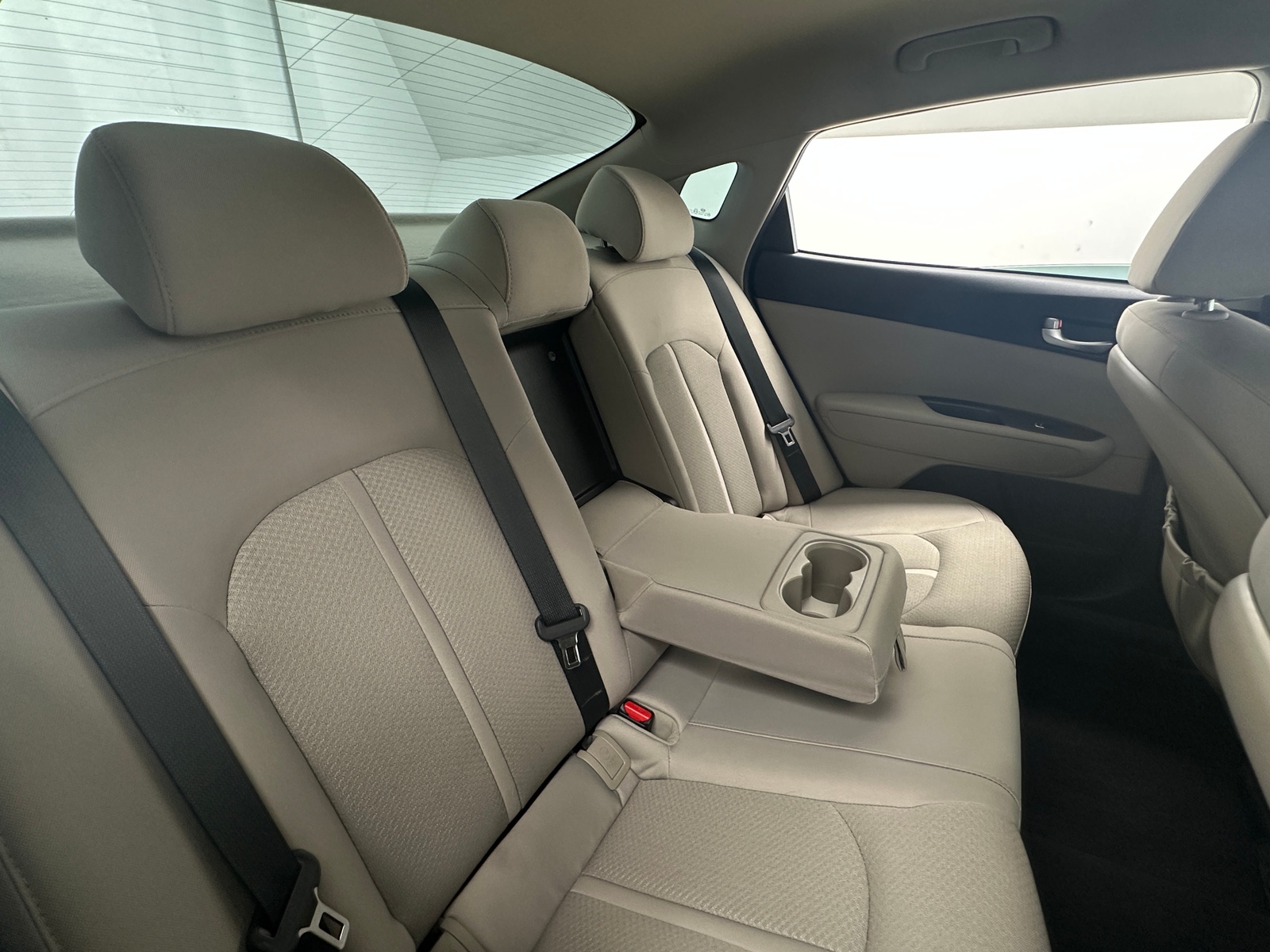 Thumbnail: 2017 Kia Optima - 6