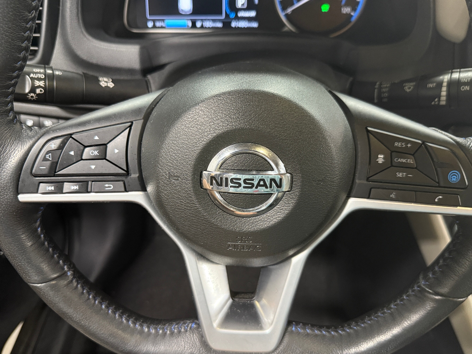 Thumbnail: 2019 Nissan Leaf - 4