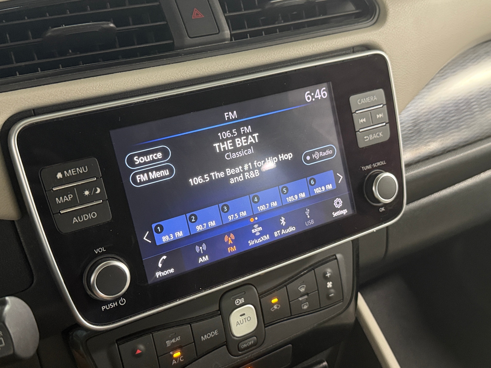 Thumbnail: 2019 Nissan Leaf - 3