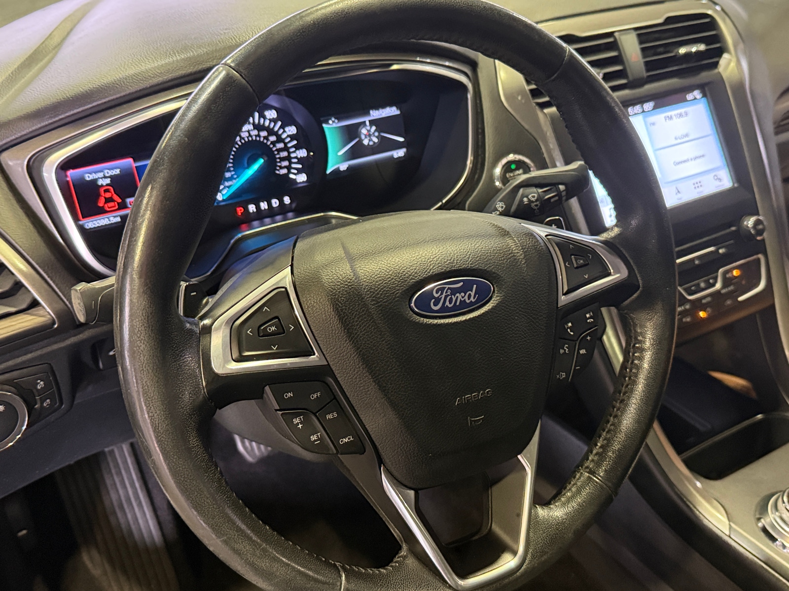 Thumbnail: 2017 Ford Fusion - 4